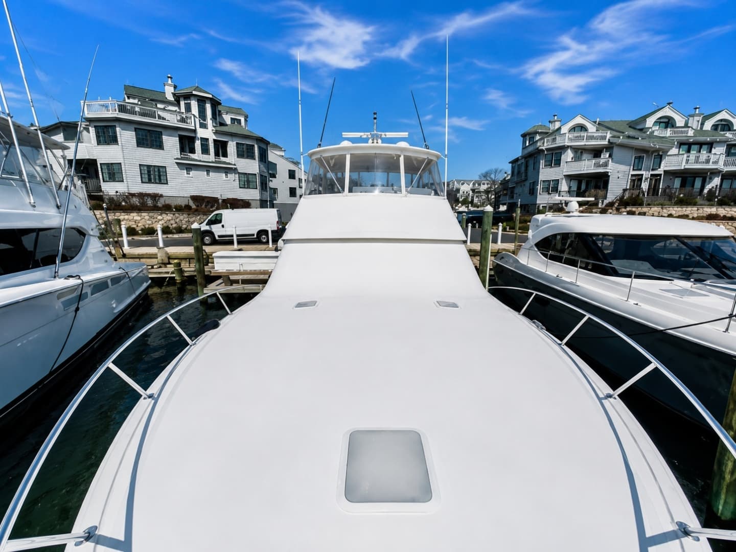 2005 Viking 45 Convertible
