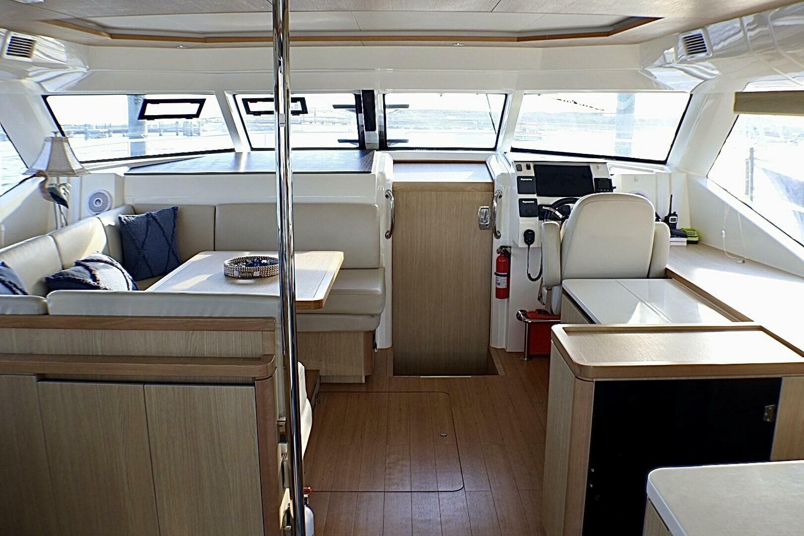 2018 Aquila 44 Catamaran- Salon