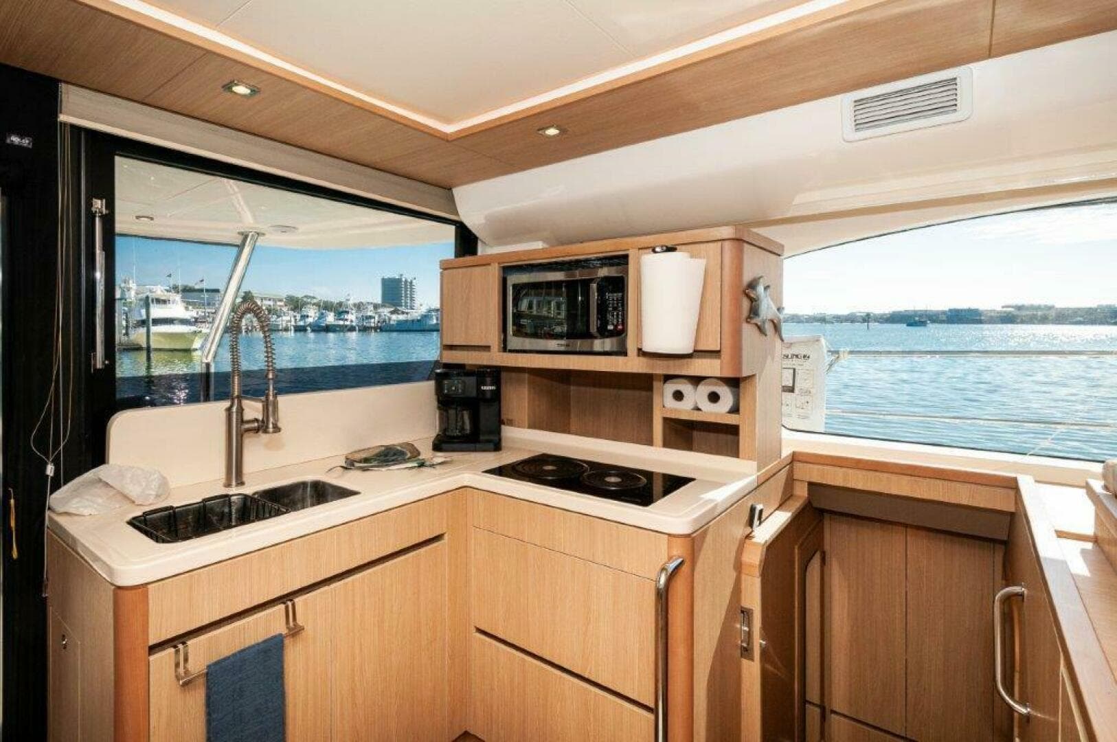 2018 Aquila 44 Catamaran- Galley 2
