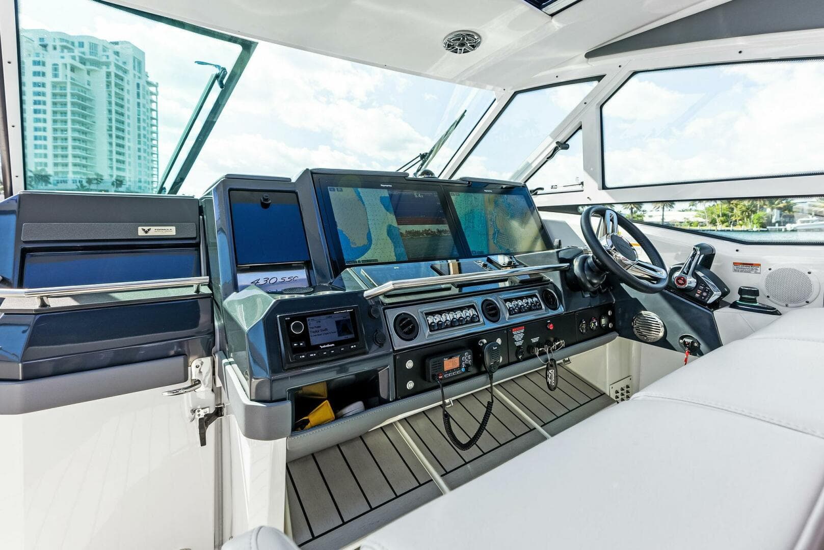 2022 Formula 430 Super Sport Crossover