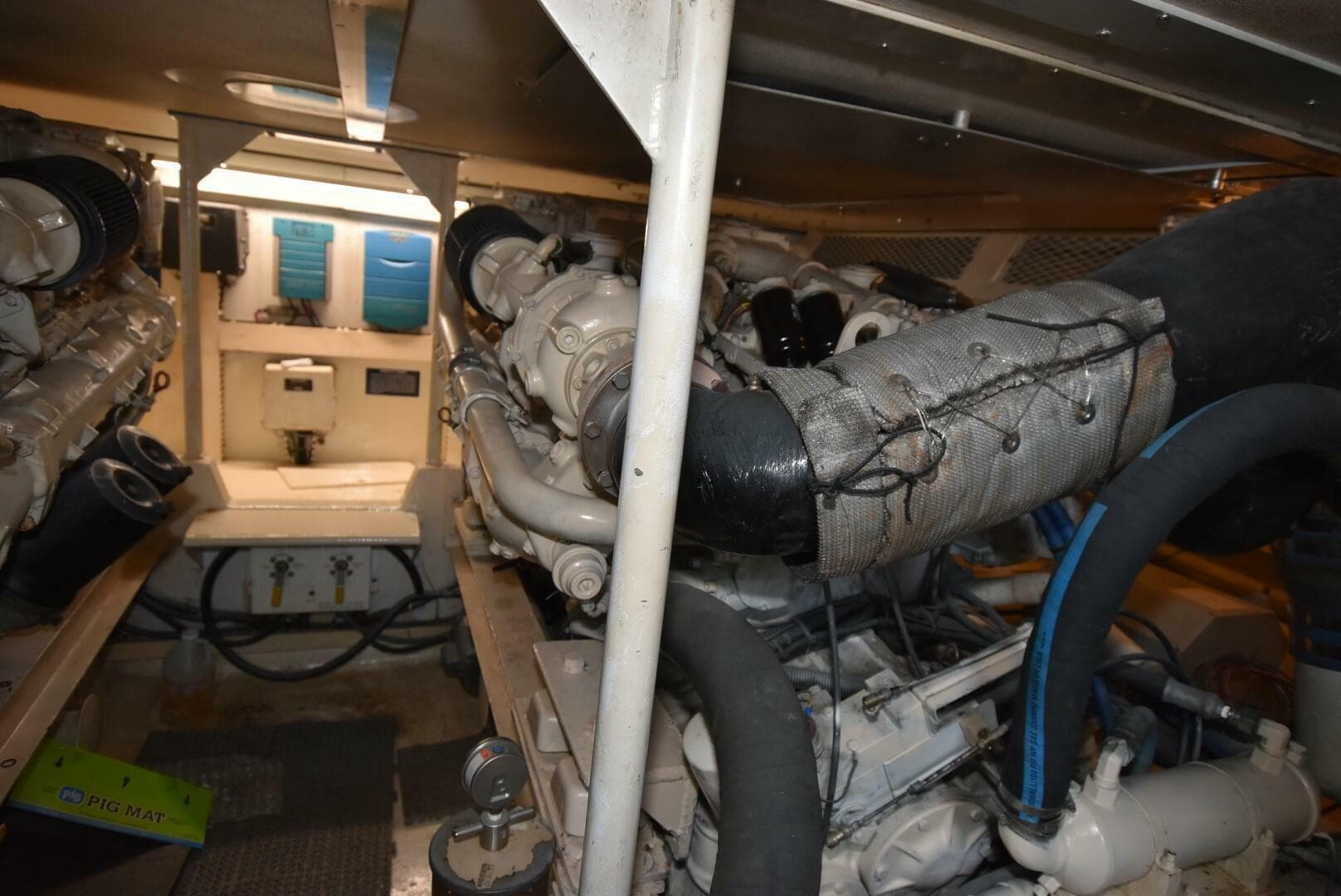 1997 Viking 50 Convertiblle