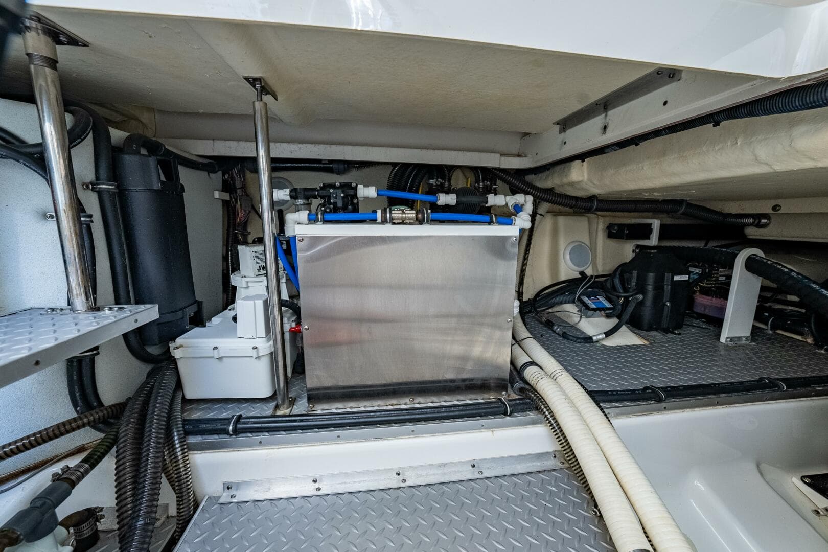 2018 Formula 430 Supersport Crossover