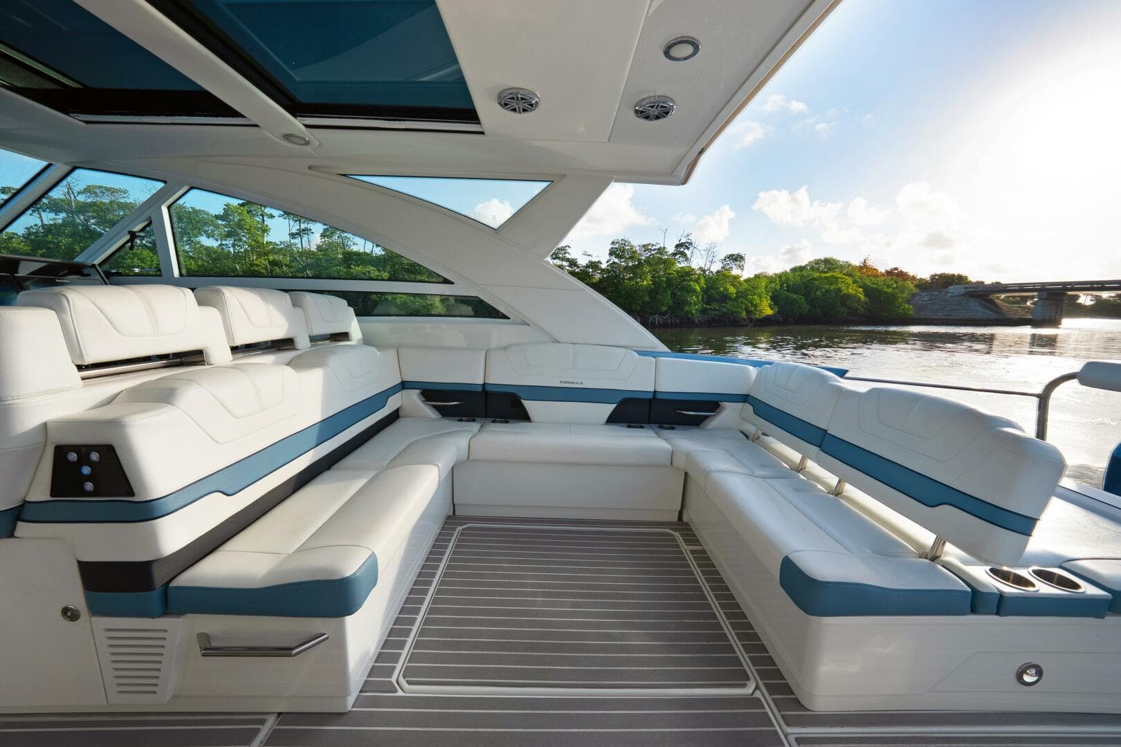 2018 Formula 430 Supersport Crossover