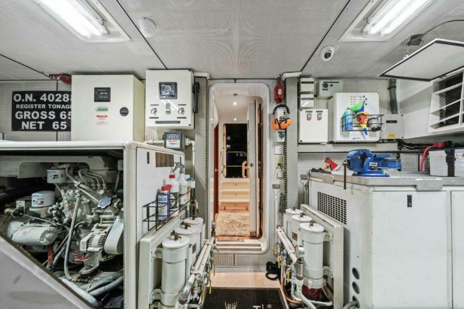 2006 Cheoy Lee Motoryacht