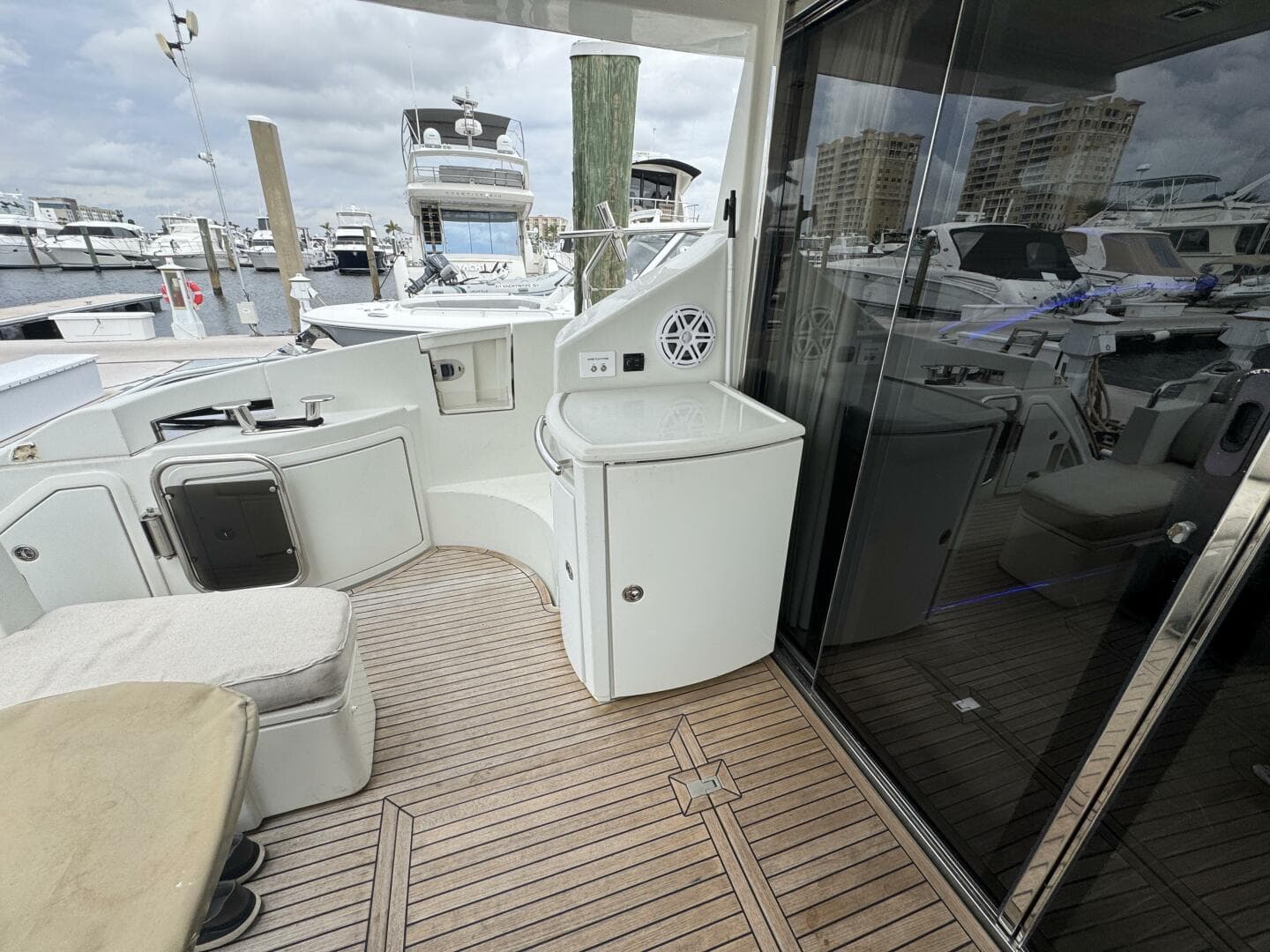 2007 Azimut 43s