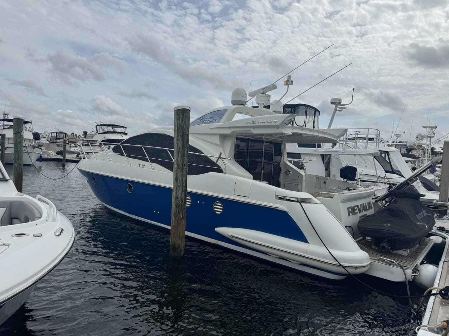 2007 Azimut 43s