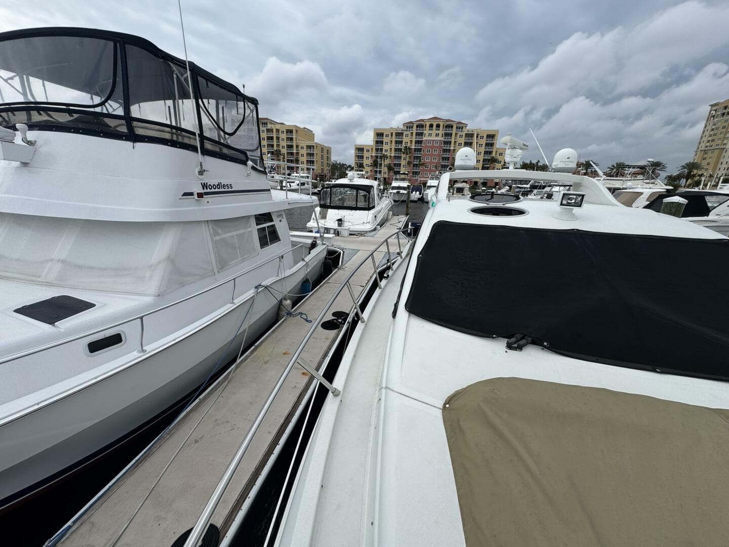 2007 Azimut 43s