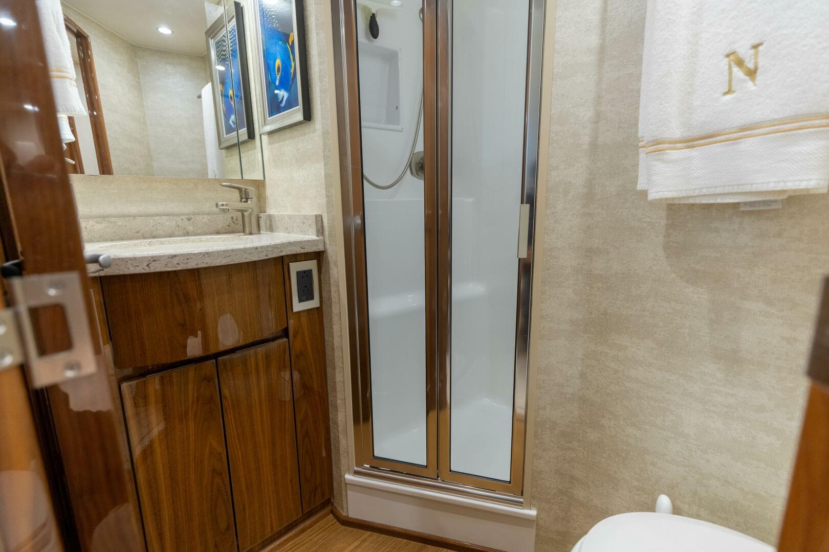 2018 Viking 62 Convertible- Da'Grits-Guest Head