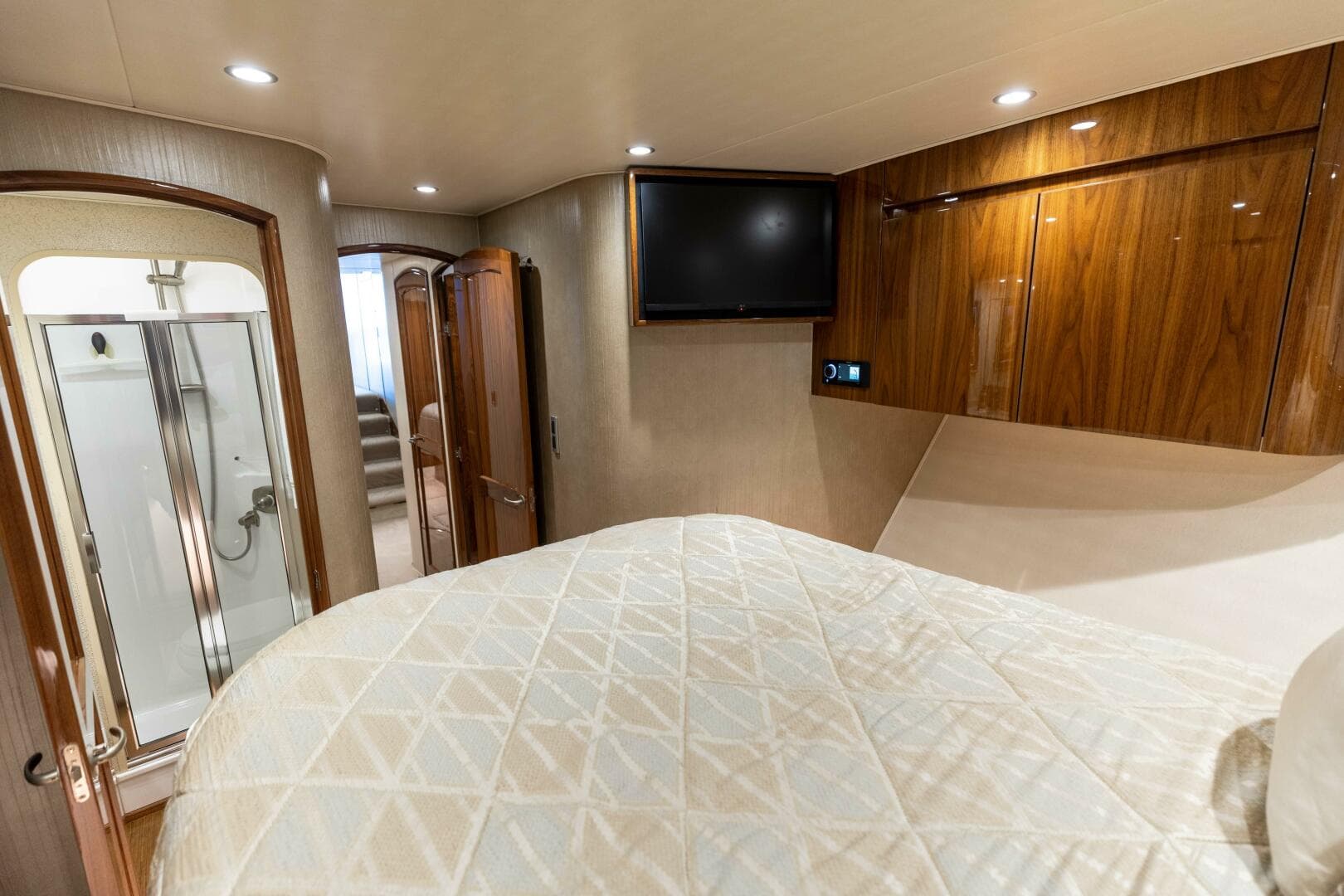 2018 Viking 62 Convertible- Da'Grits-VIP Stateroom