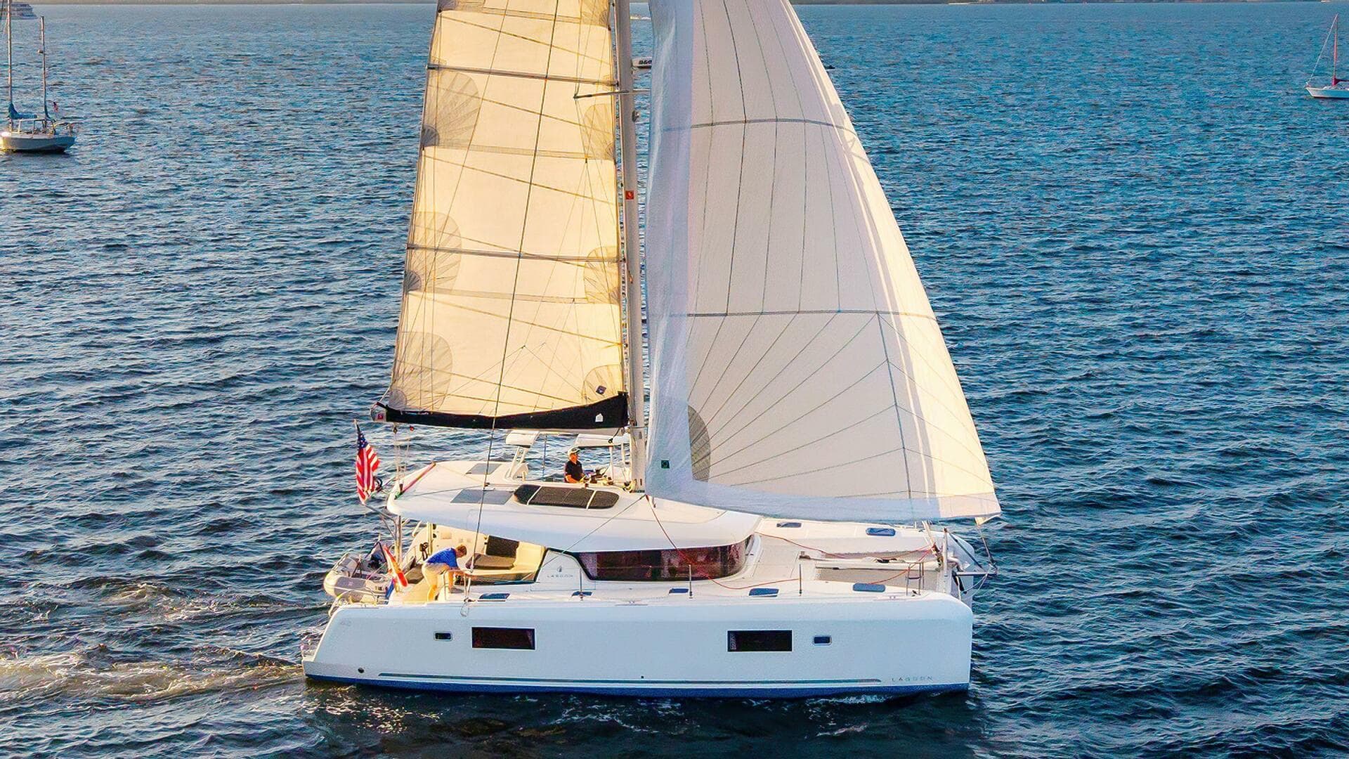 2019-lagoon-42-sail-9680095-20250213053208882-1_XLARGE.jpg