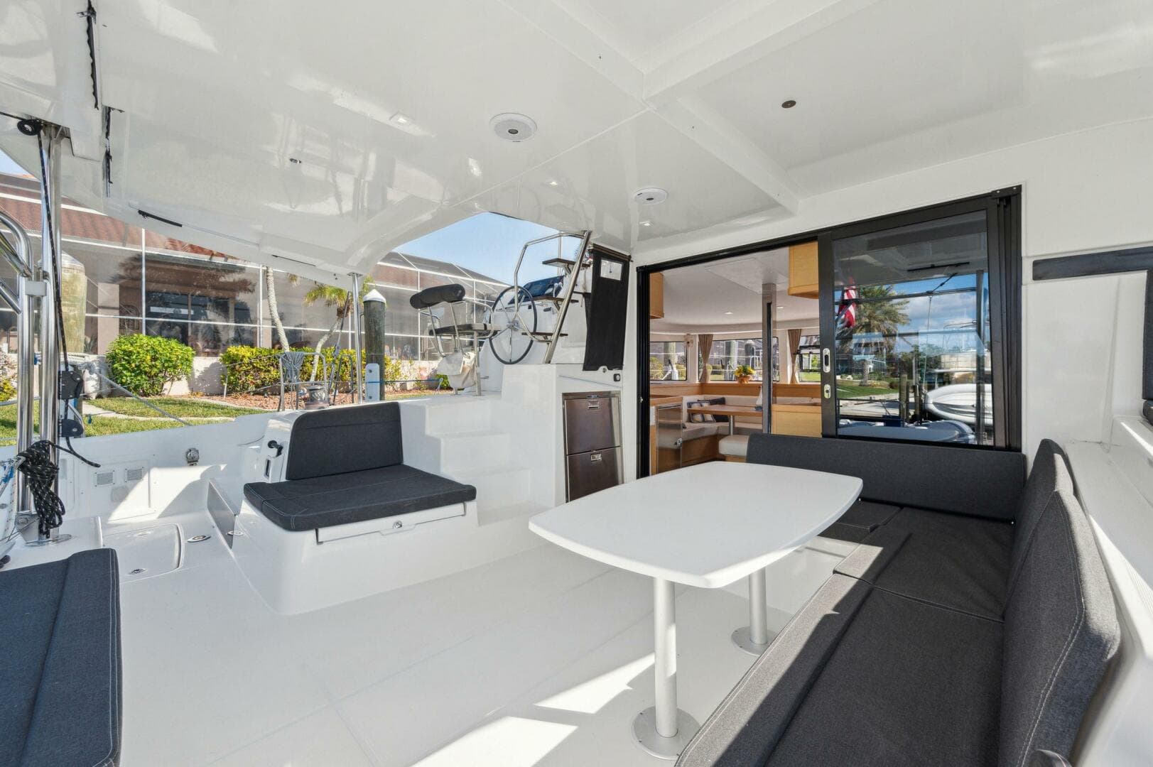 2019-lagoon-42-sail-9680095-20250213052939556-1_XLARGE.jpg