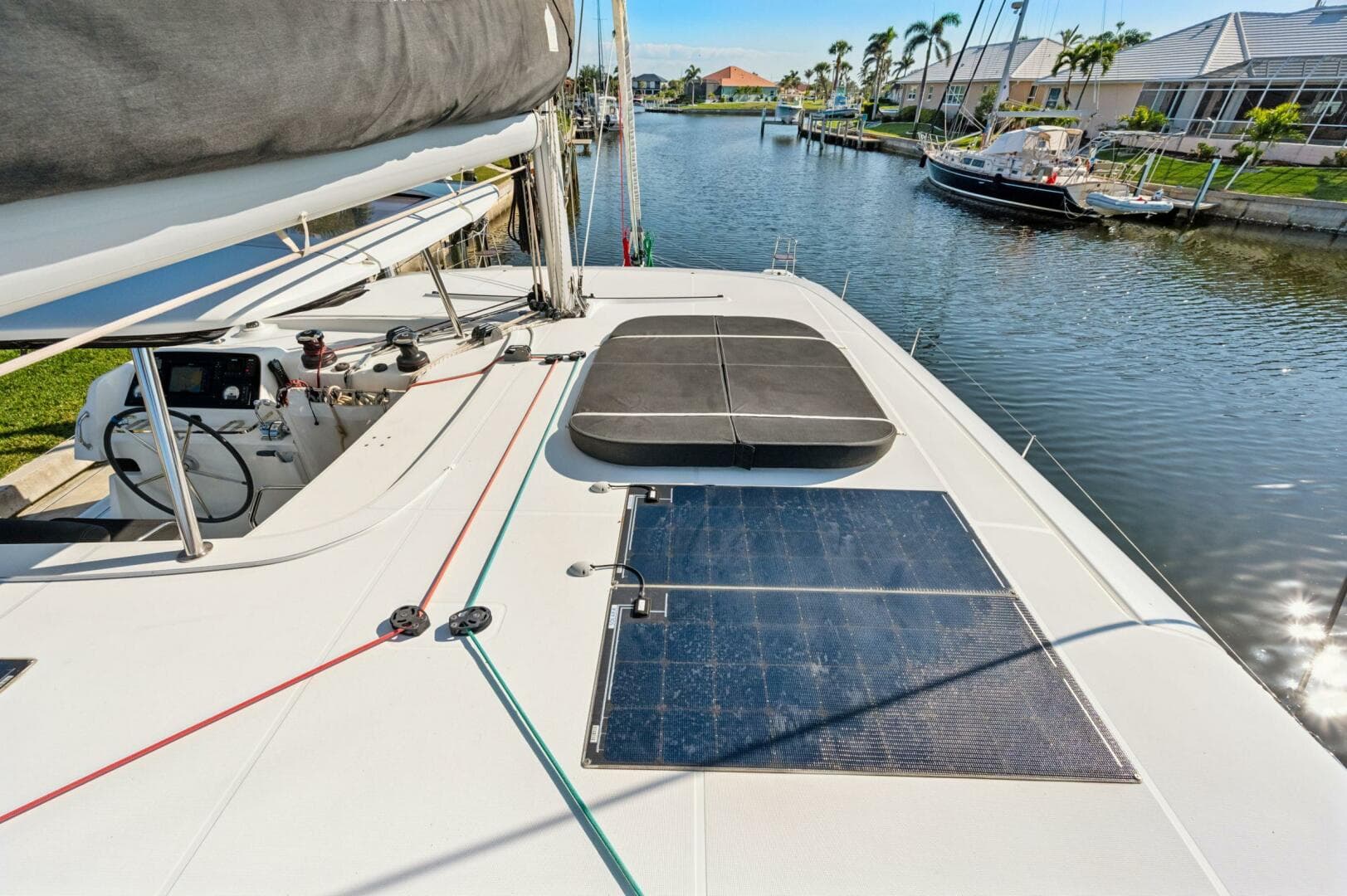 2019-lagoon-42-sail-9680095-20250213052919522-1_XLARGE.jpg