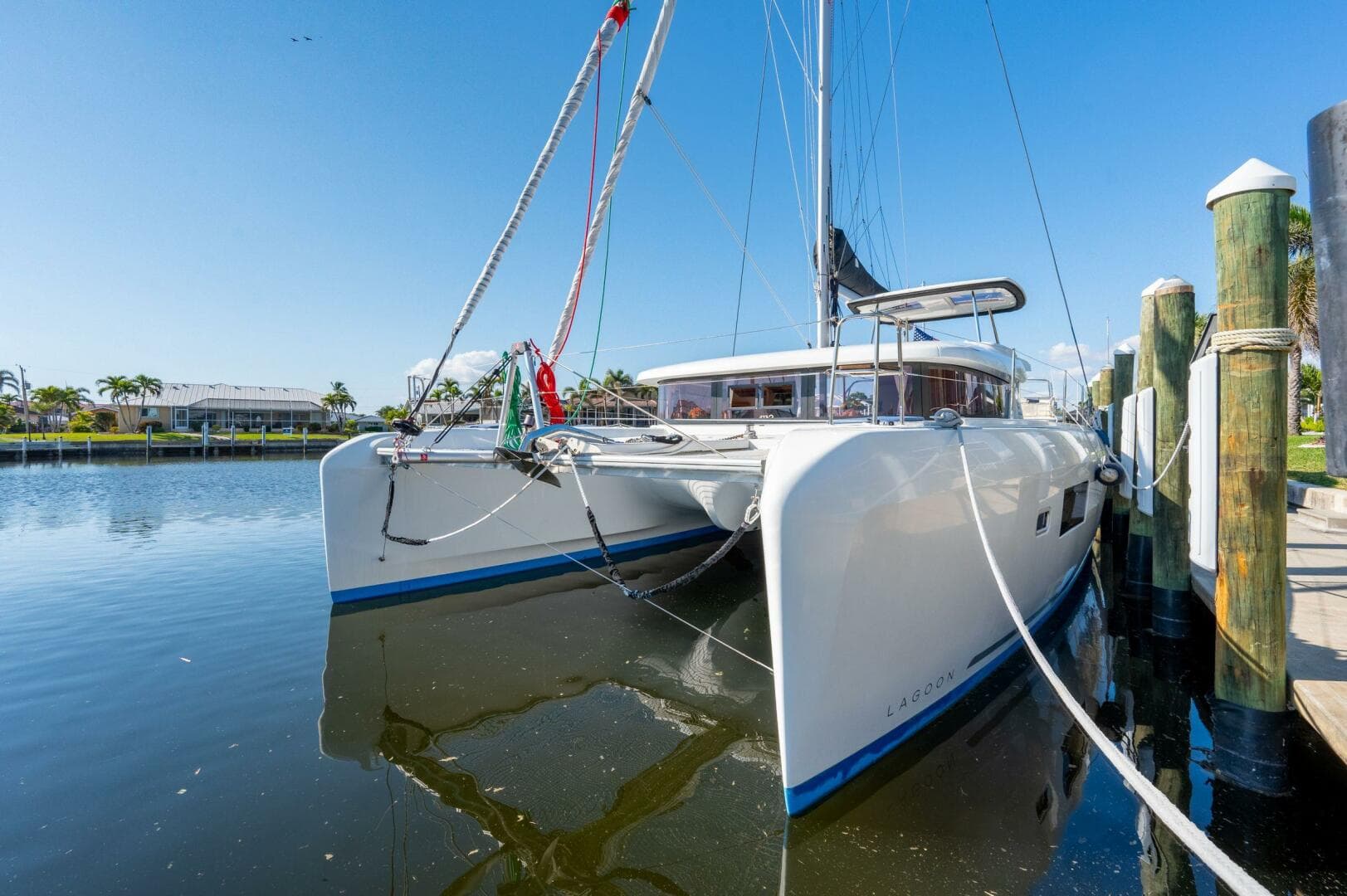 2019-lagoon-42-sail-9680095-20250213052833414-1_XLARGE.jpg