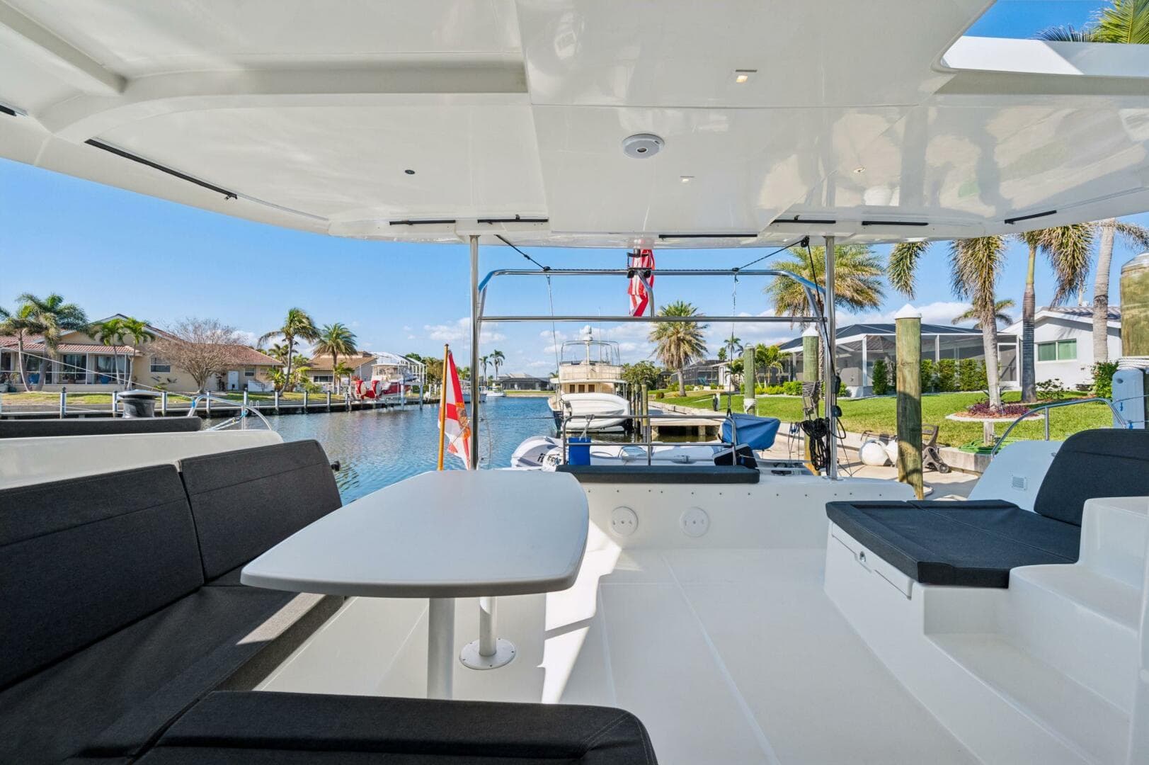 2019-lagoon-42-sail-9680095-20250213052937504-1_XLARGE.jpg