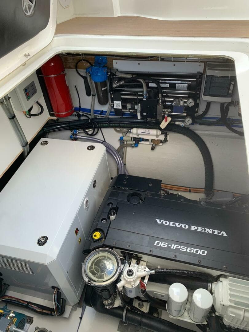 2024 Fountaine Pajot MY5