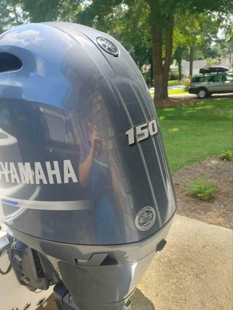 2022 NauticStar 2102 Legacy