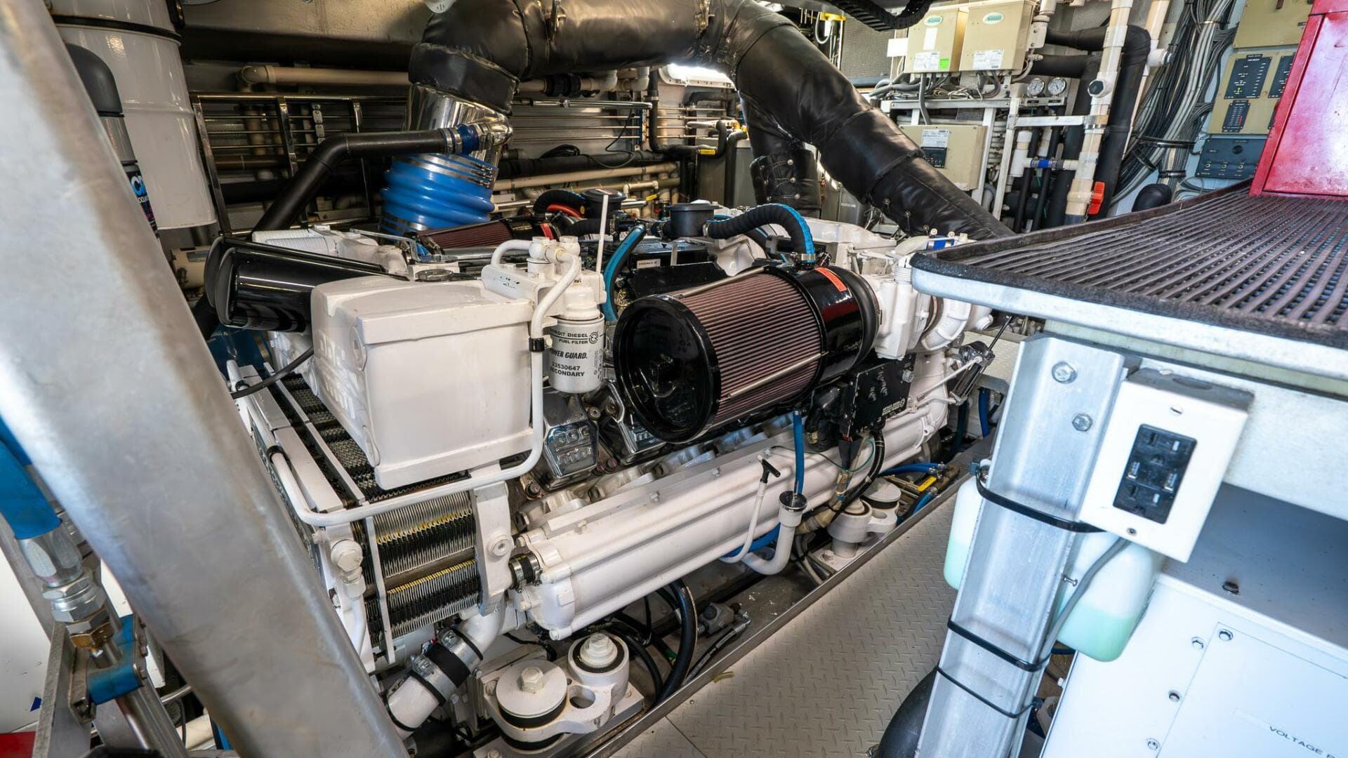 1999 Burger 85 Deck House