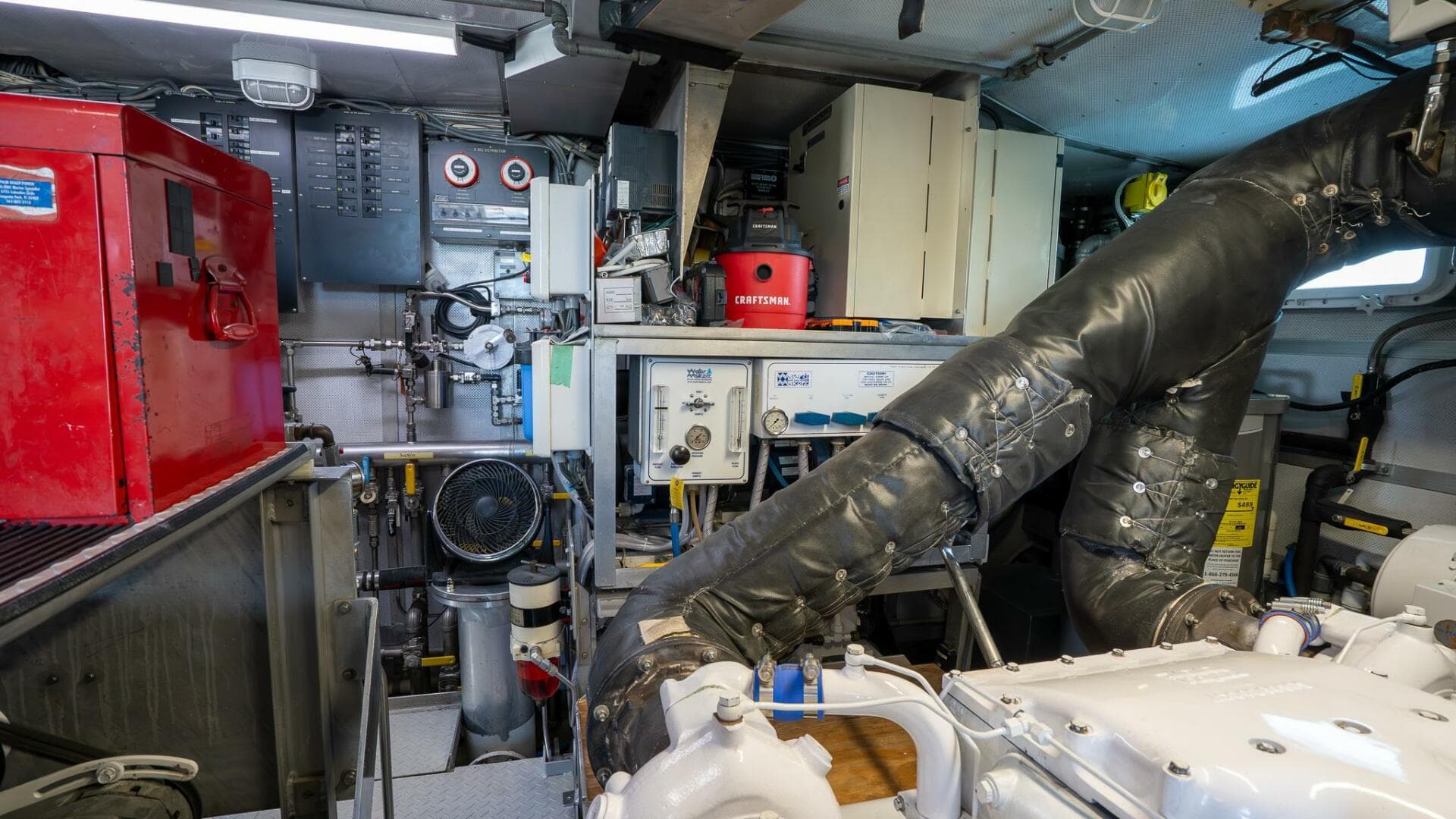 1999 Burger 85 Deck House