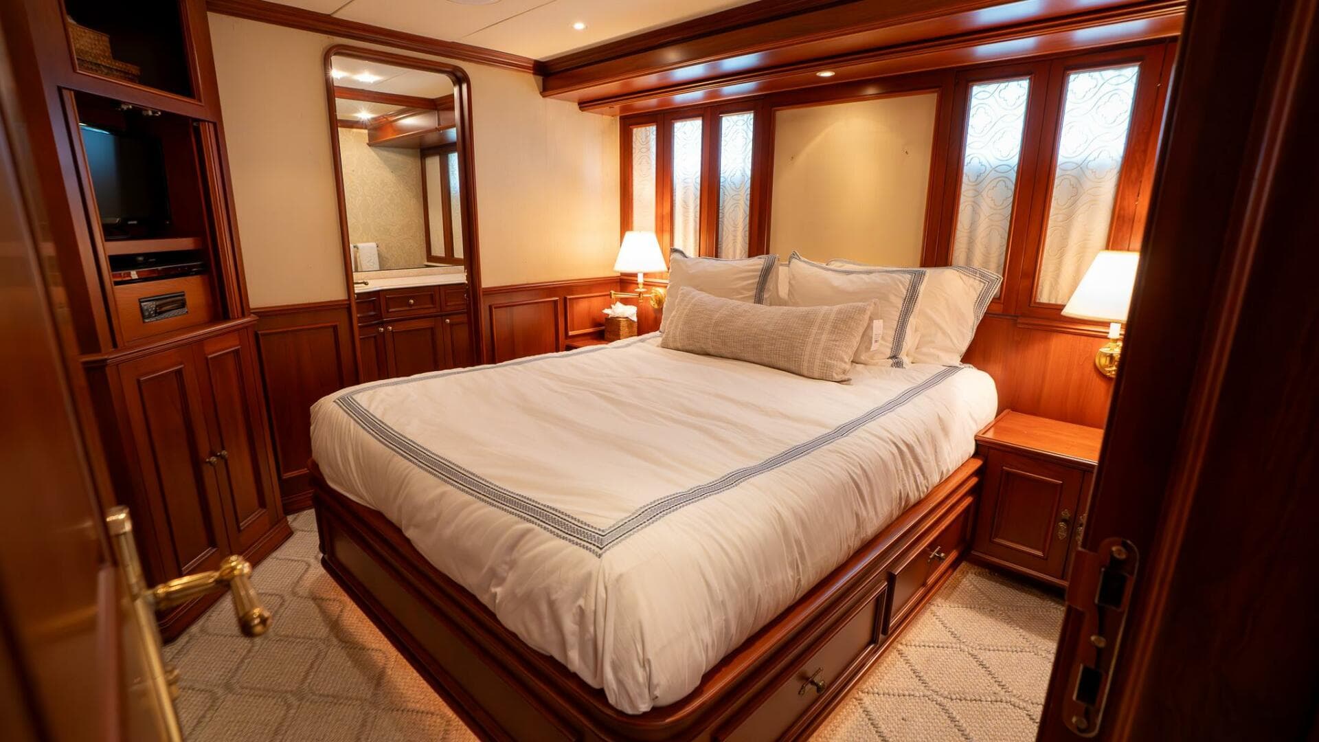 1999 Burger 85 Deck House