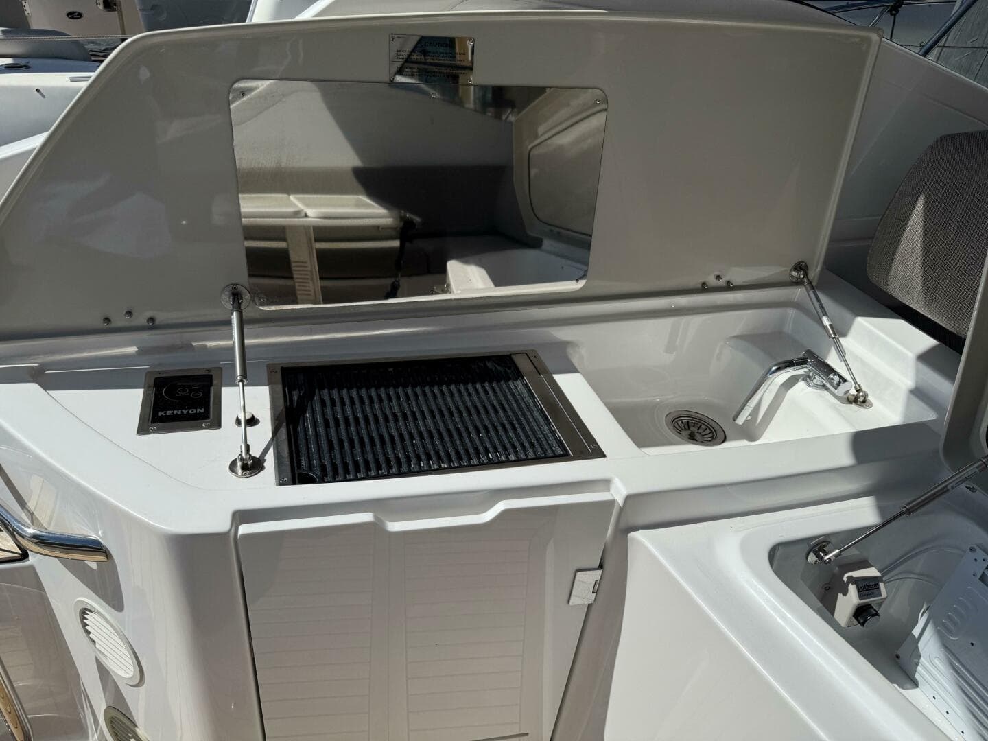 2022 Azimut Atlantis 45