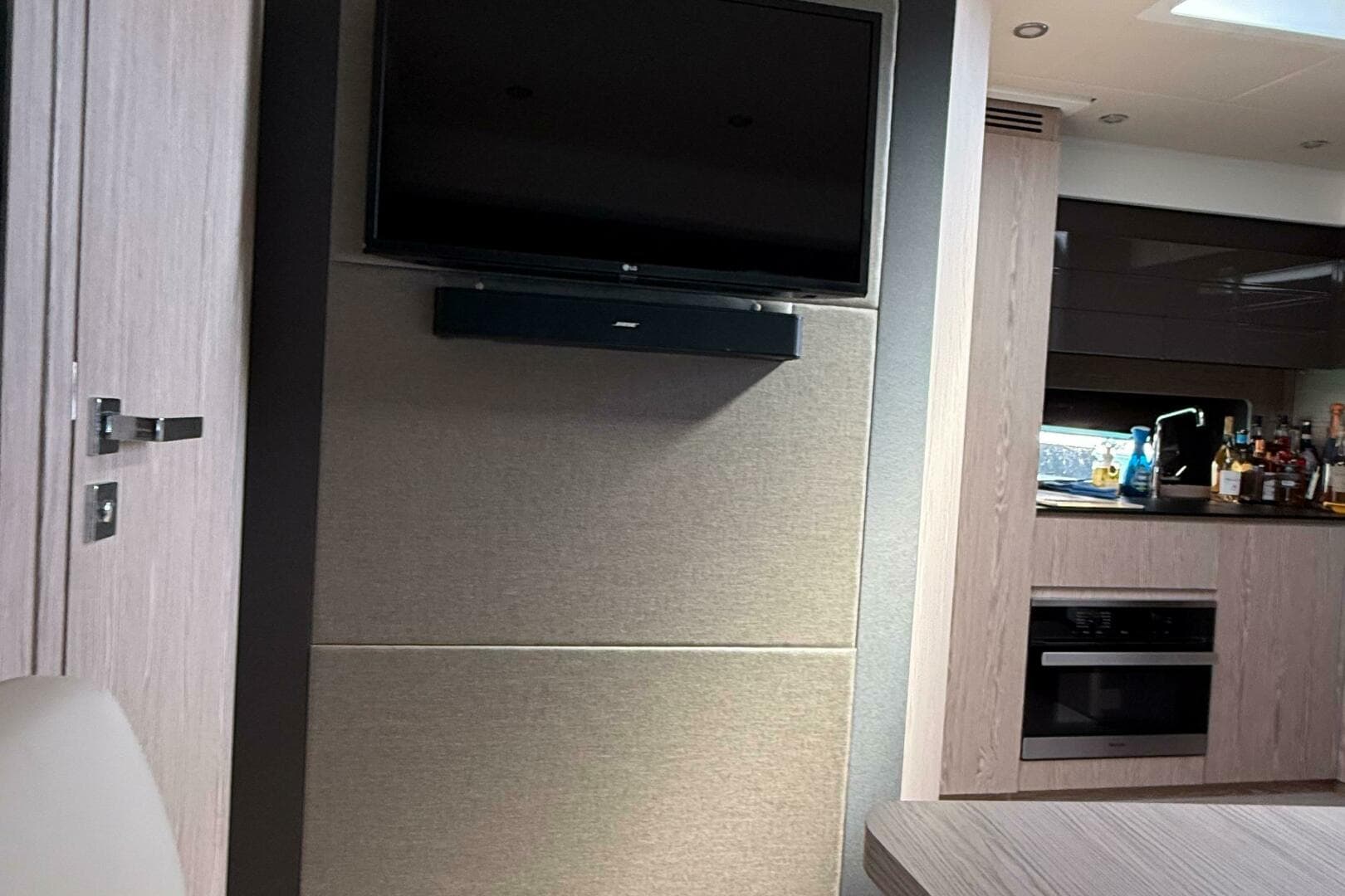 2022 Azimut Atlantis 45