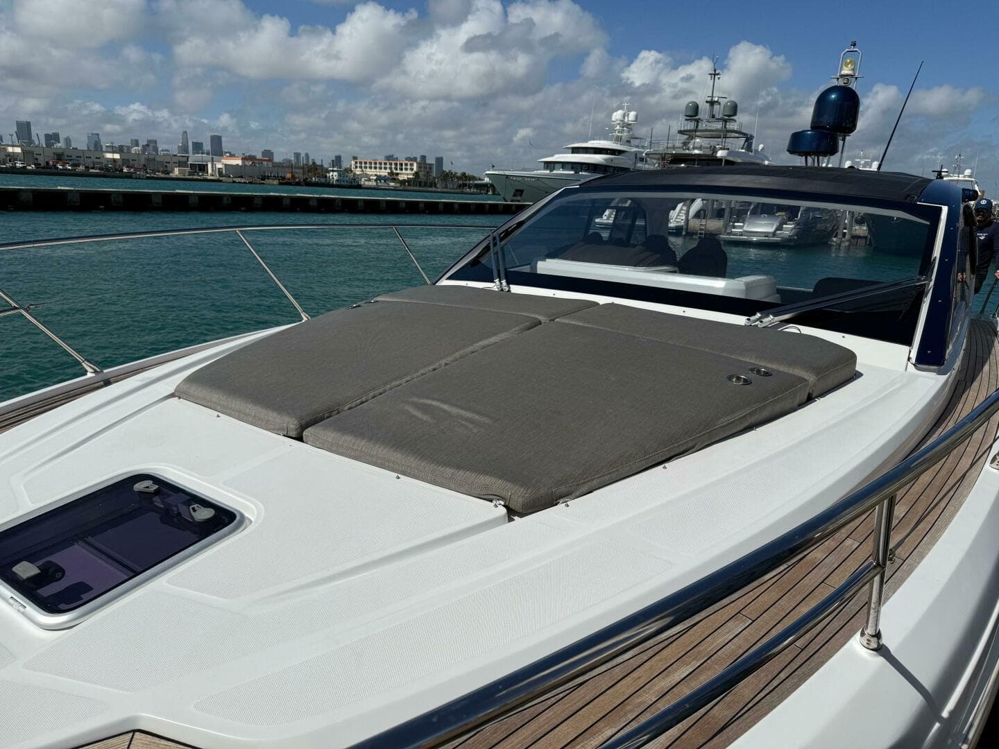 2022 Azimut Atlantis 45