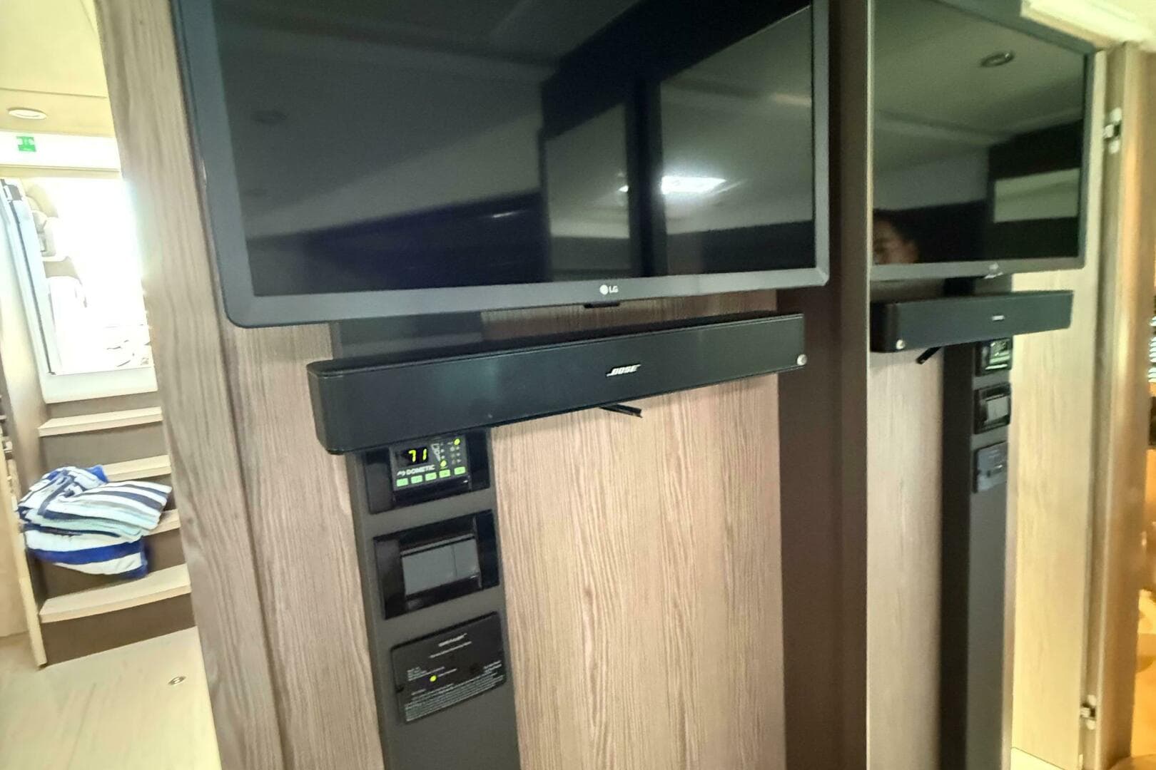 2022 Azimut Atlantis 45