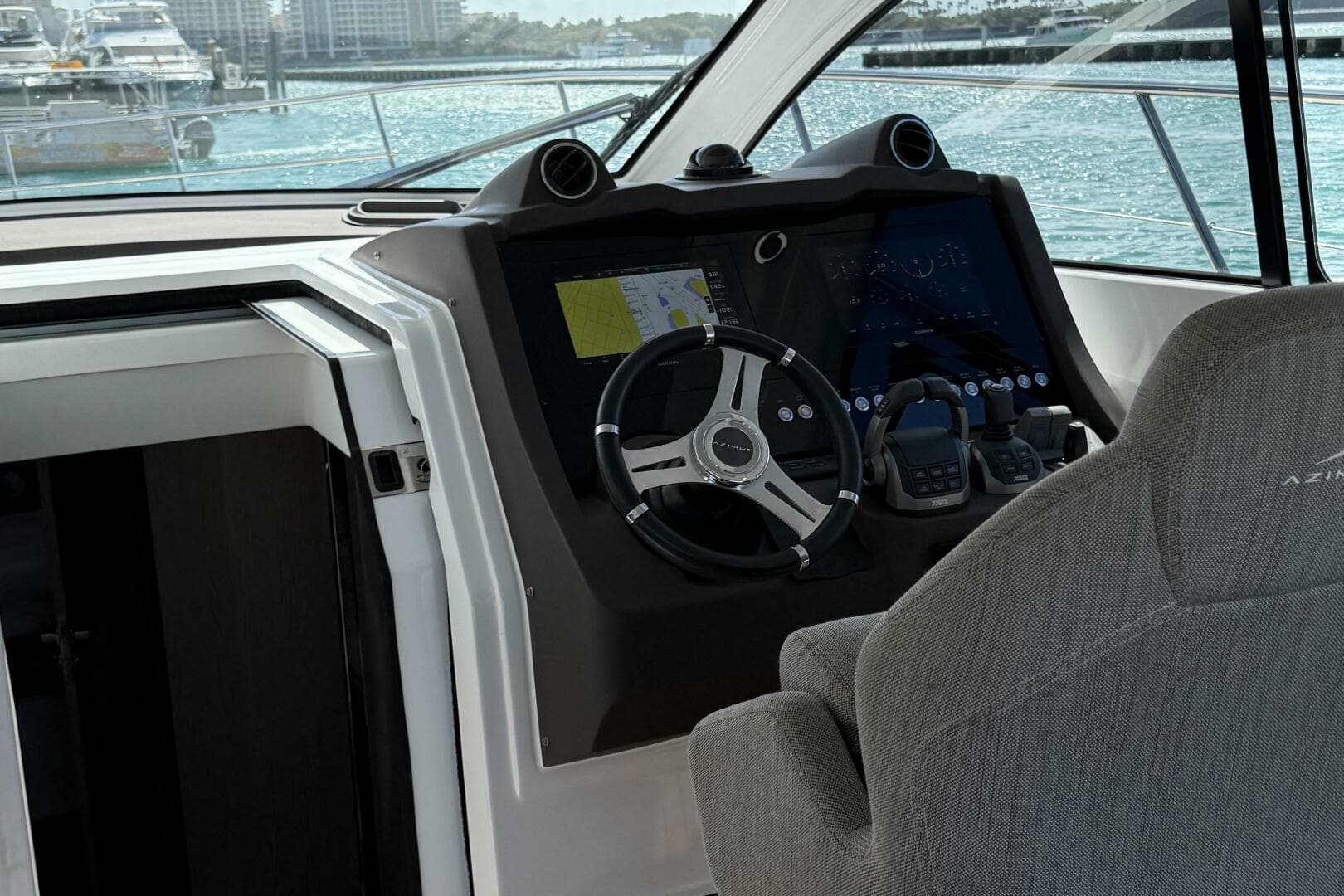 2022 Azimut Atlantis 45