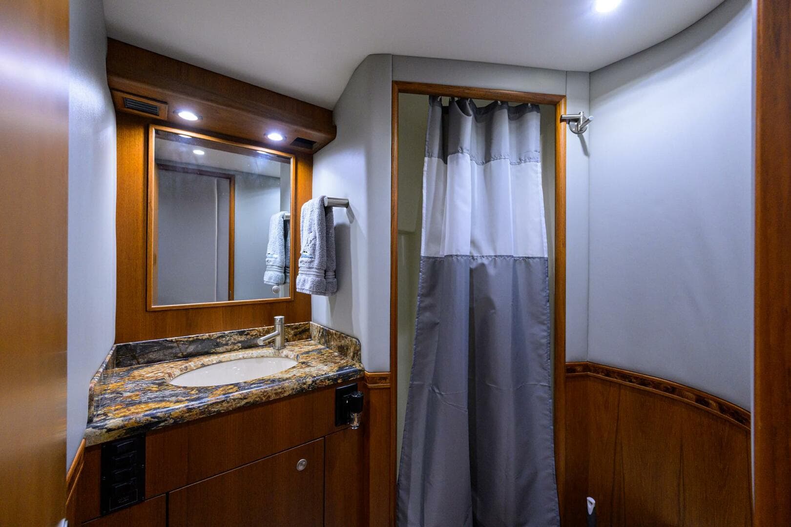 Viking 61 Reel King - Guest Head 