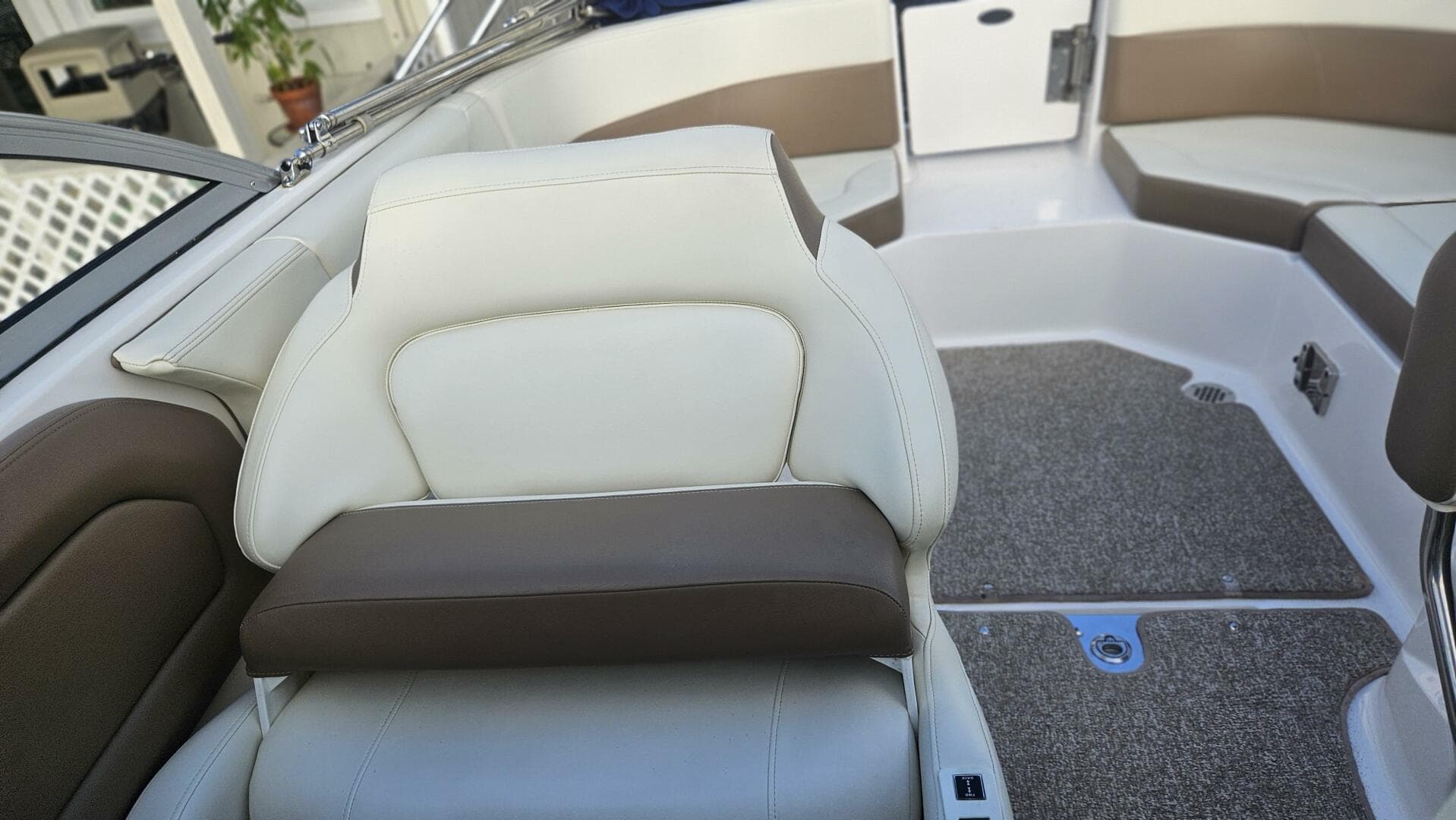 2015 Chaparral 250 Suncoast