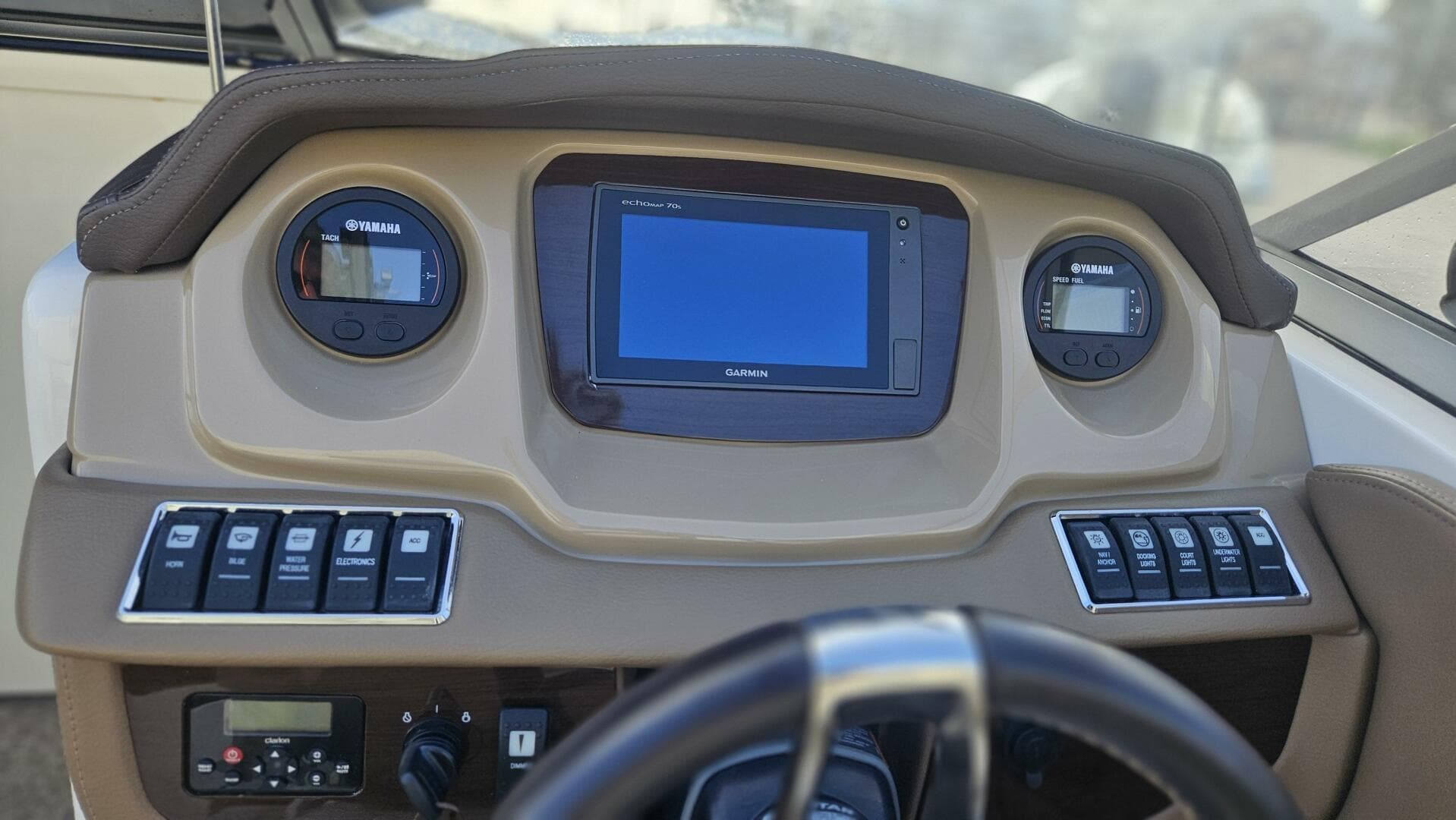 2015 Chaparral 250 Suncoast