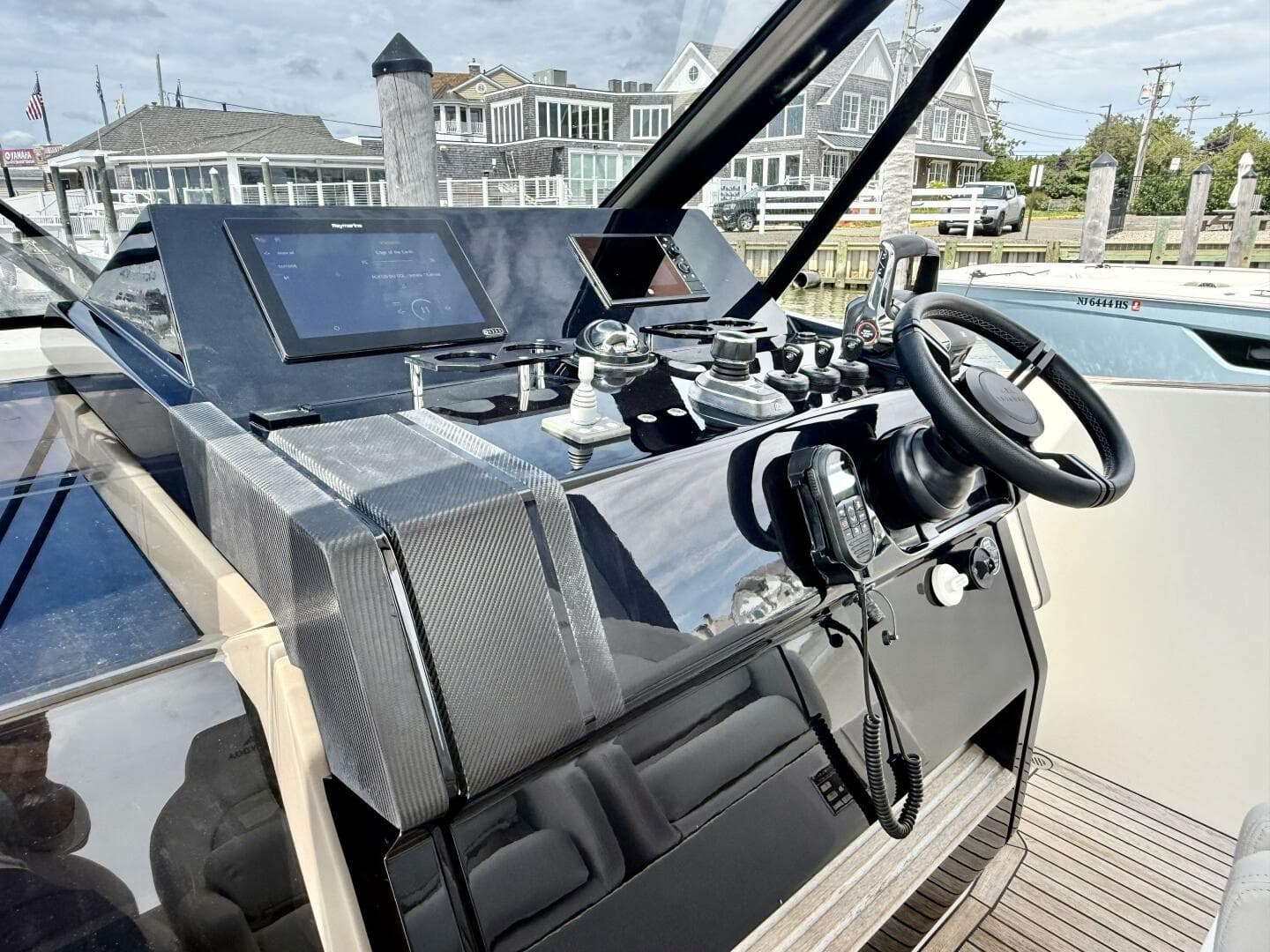 2023 Astondoa 377 Coupe Outboard