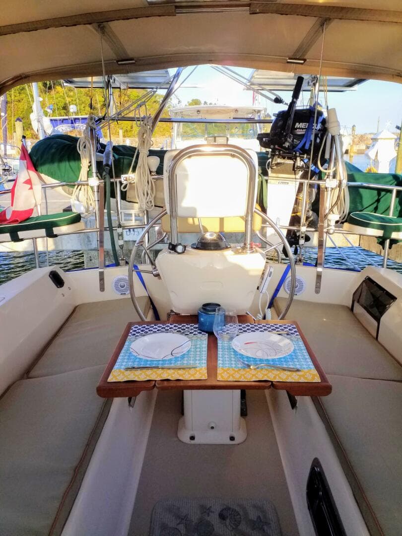 2006 Island Packet 370