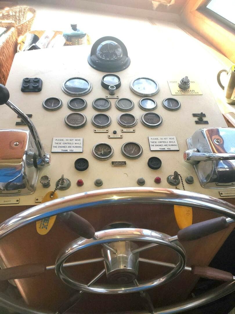 1985 Californian 5239 Cockpit Motor Yacht