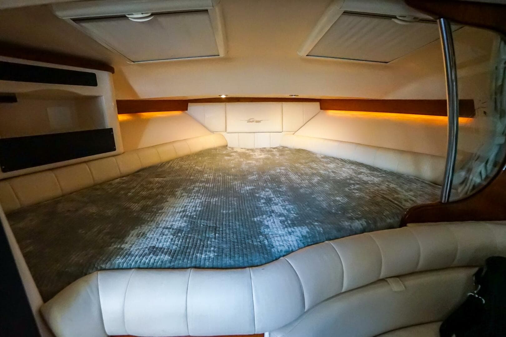 2007 Grady-White Express 360