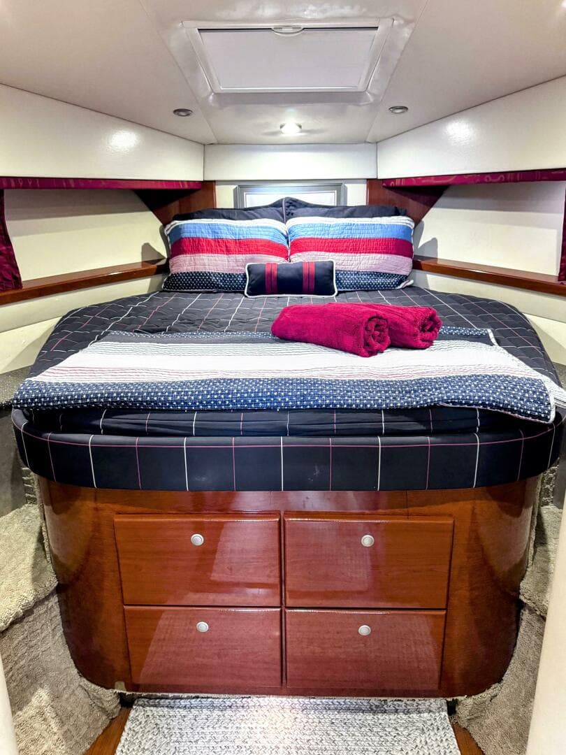 2008 Formula 45 Yacht