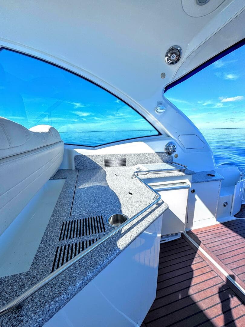 2008 Formula 45 Yacht