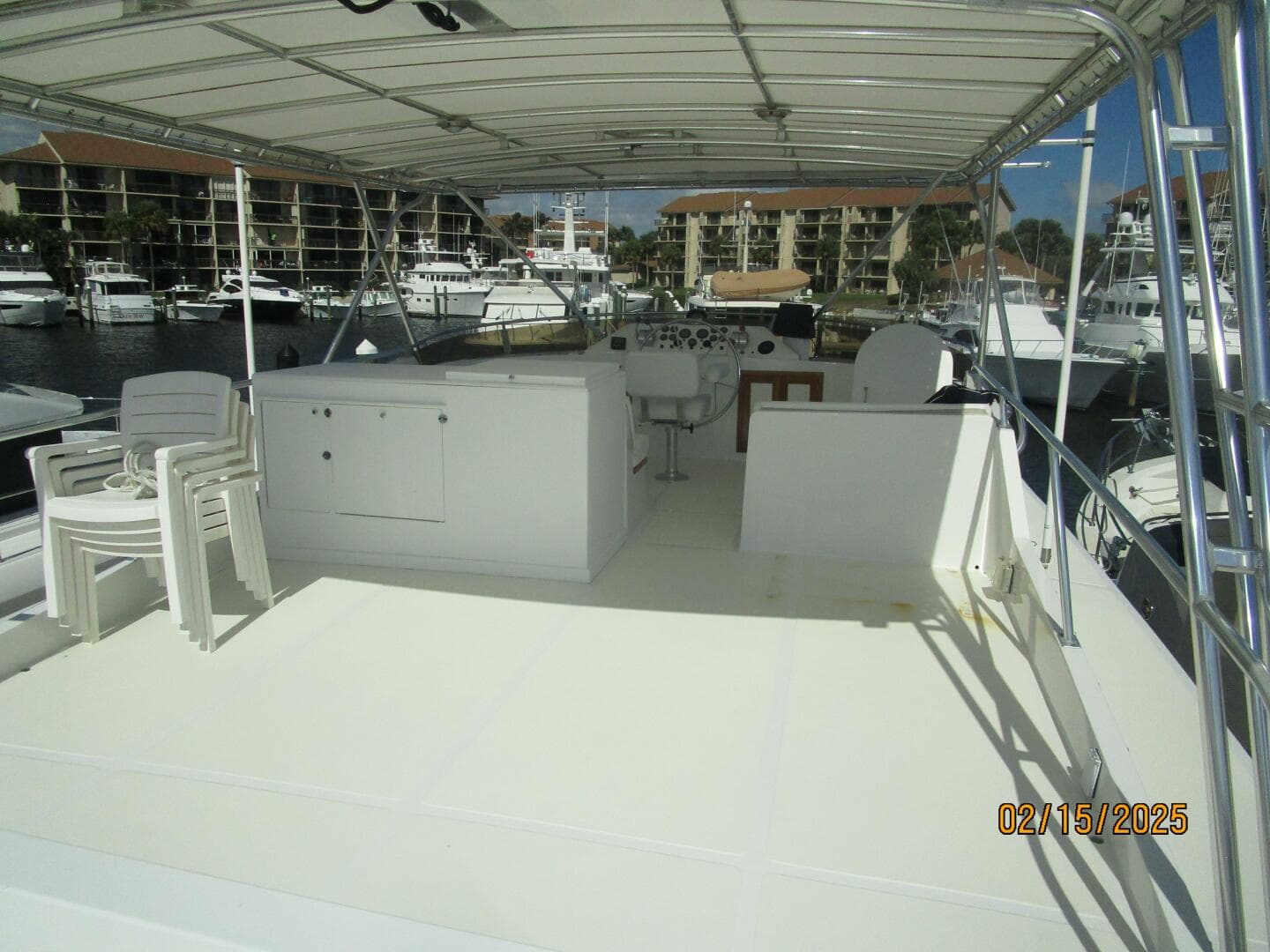 57' DeFever flybridge forward