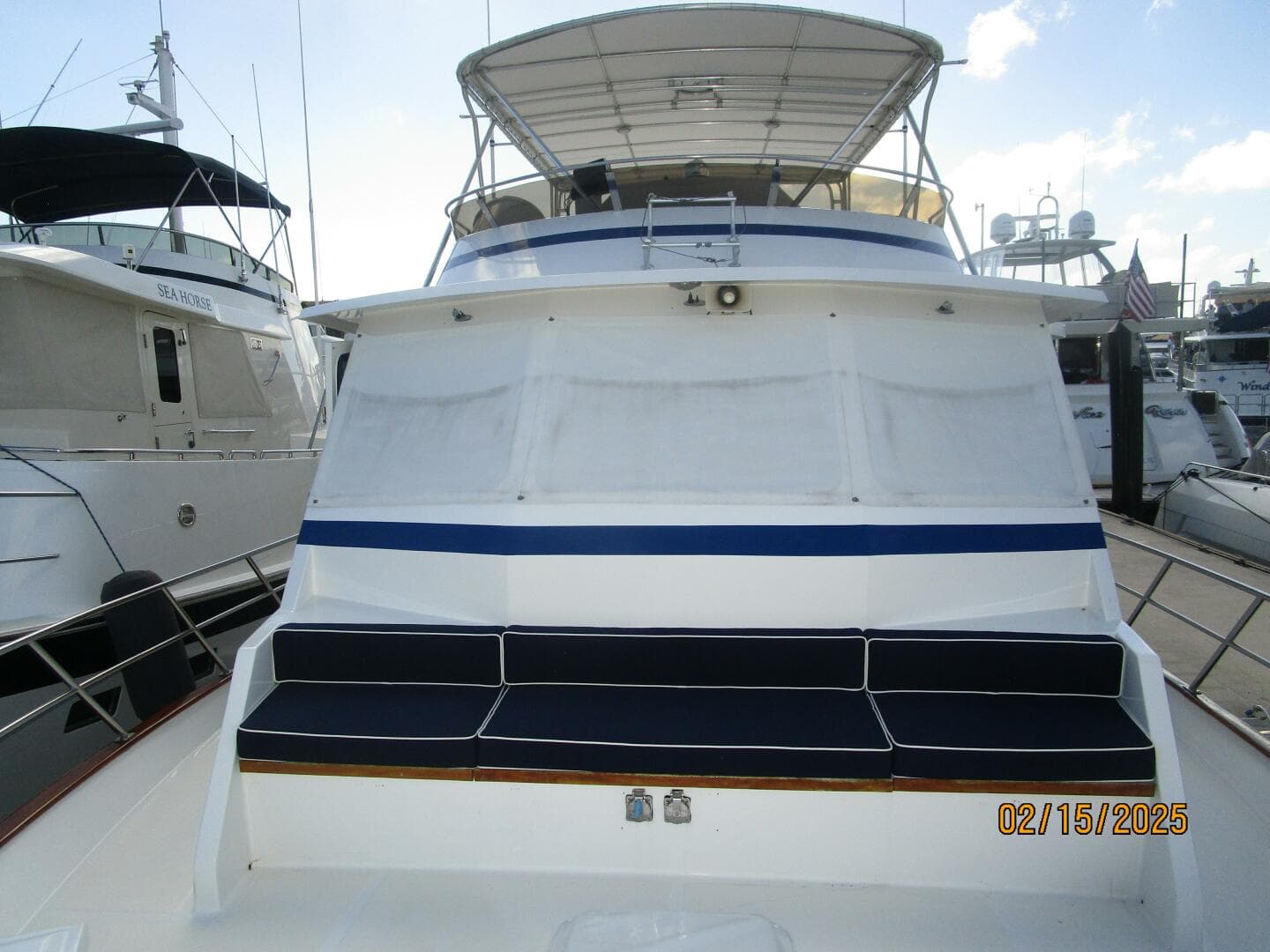 57' DeFever foredeck aft