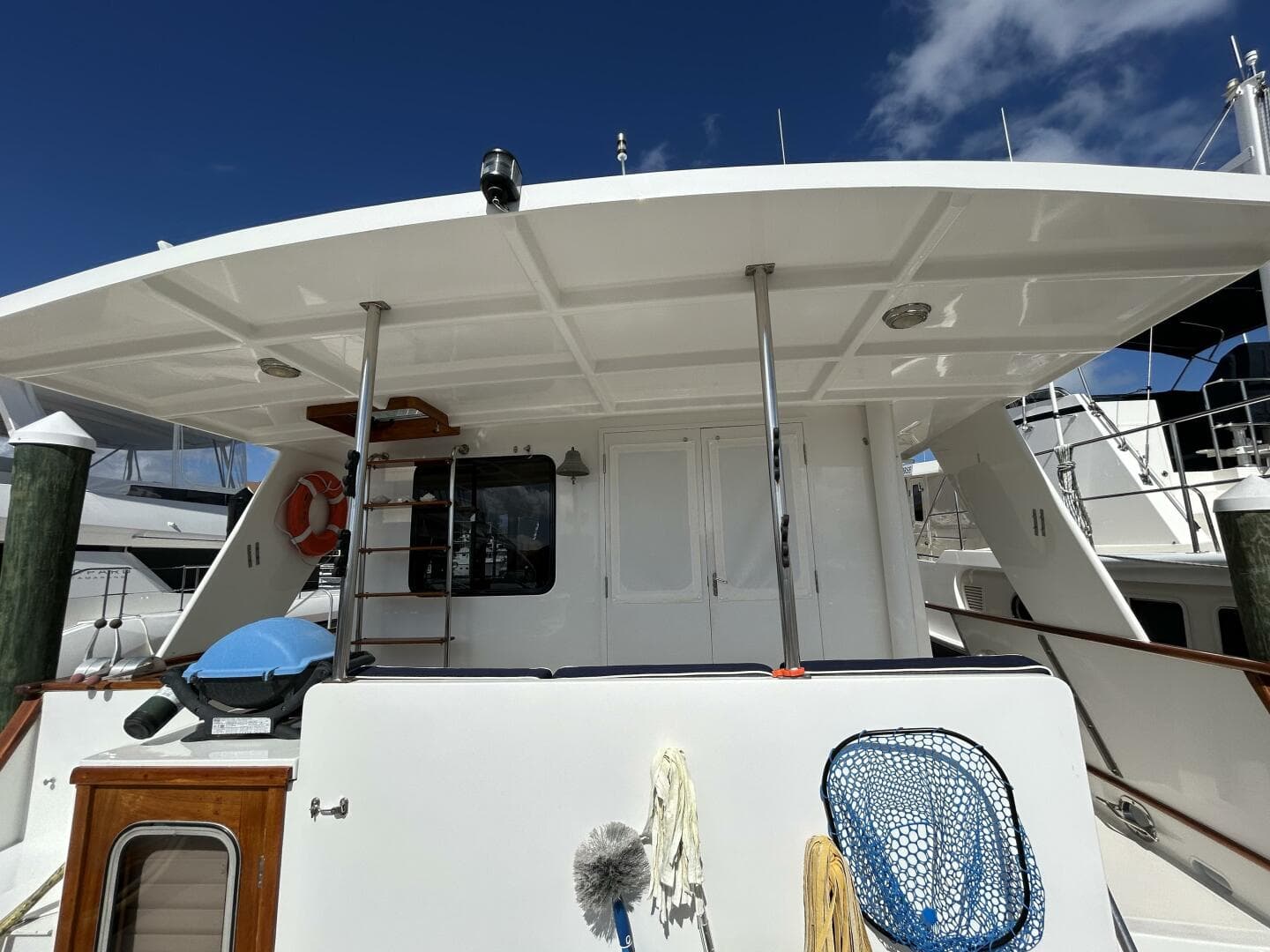 57' DeFever aftdeck forward