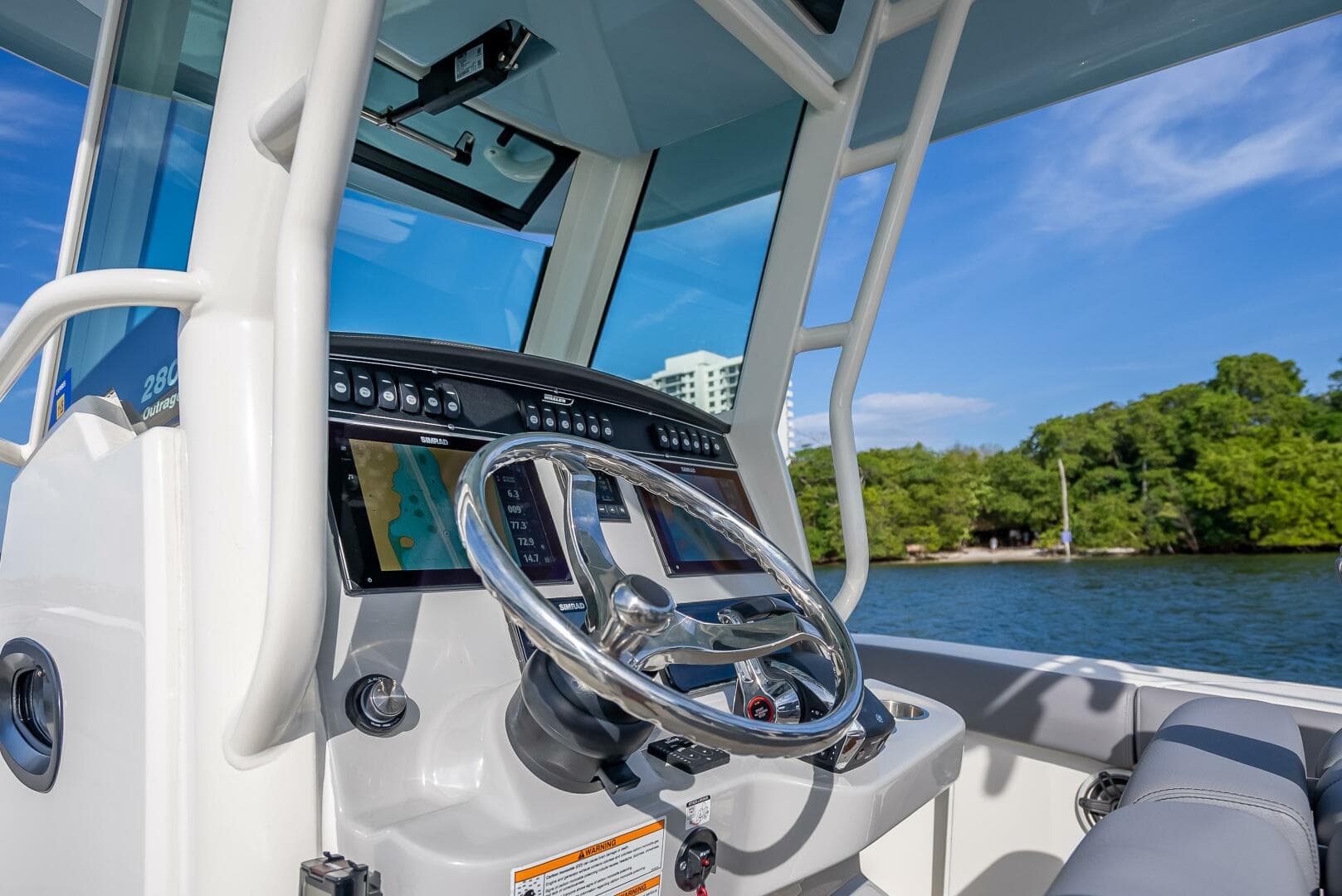 2023 Boston Whaler 280 Outrage