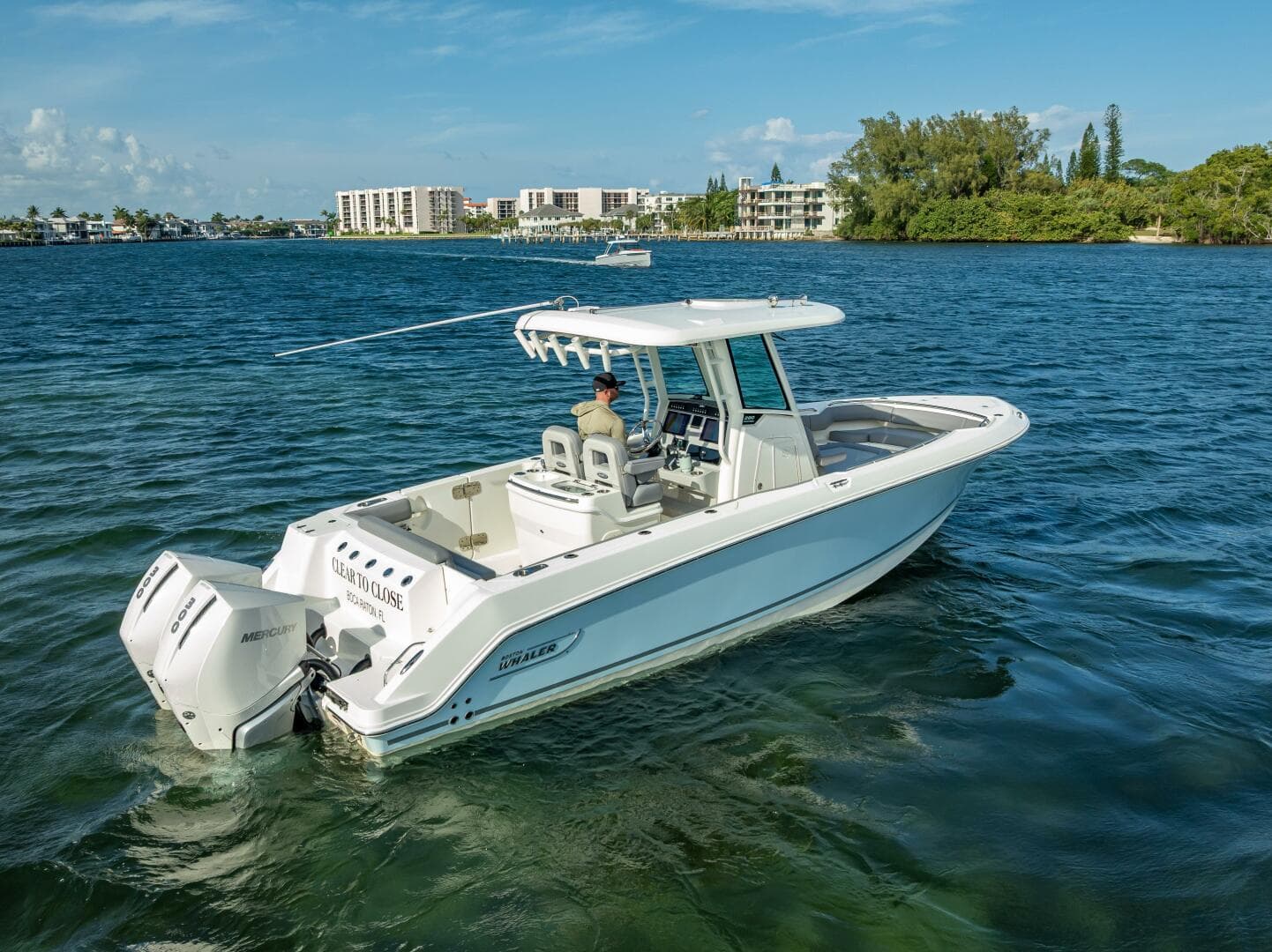2023 Boston Whaler 280 Outrage