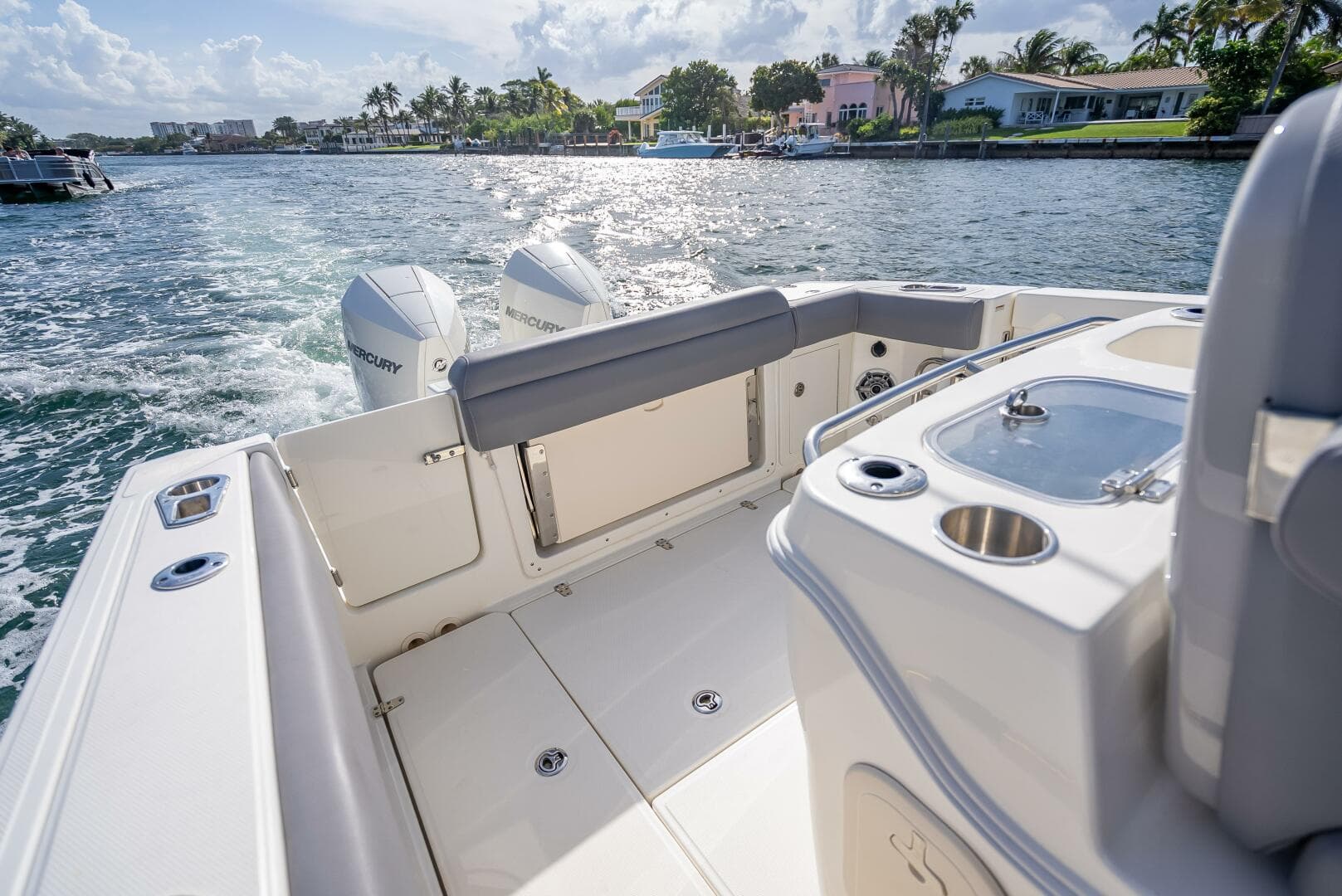 2023 Boston Whaler 280 Outrage