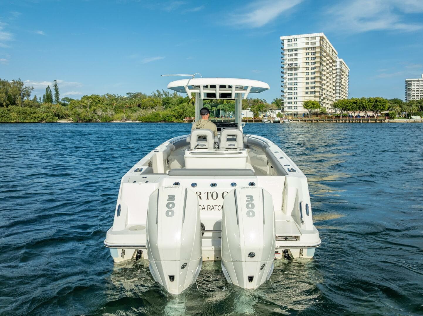 2023 Boston Whaler 280 Outrage