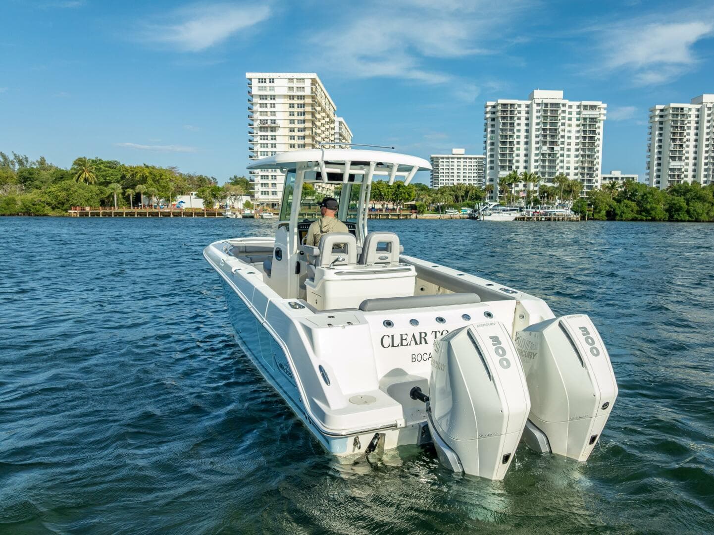 2023 Boston Whaler 280 Outrage