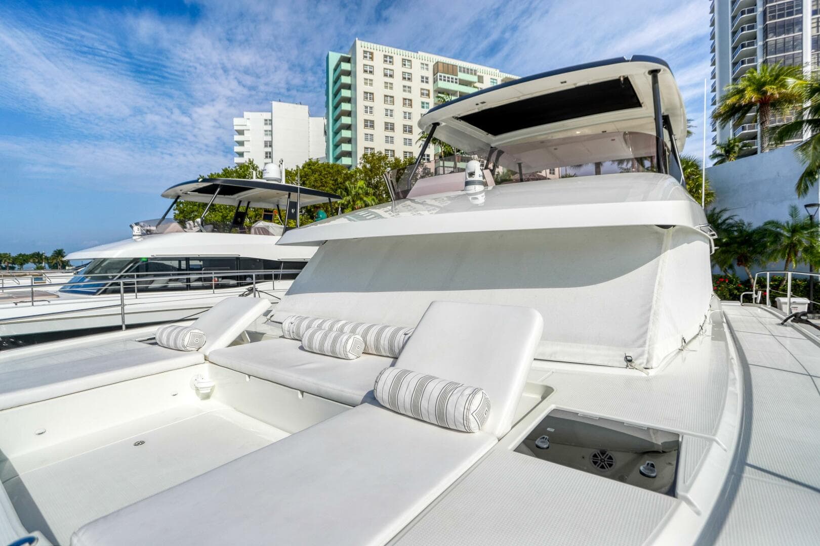 2022 Fountaine Pajot MY6