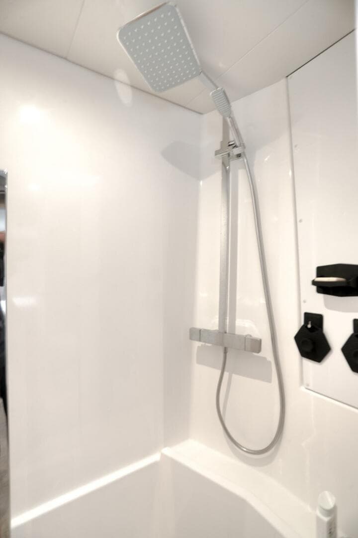 2022 Fountaine Pajot MY6