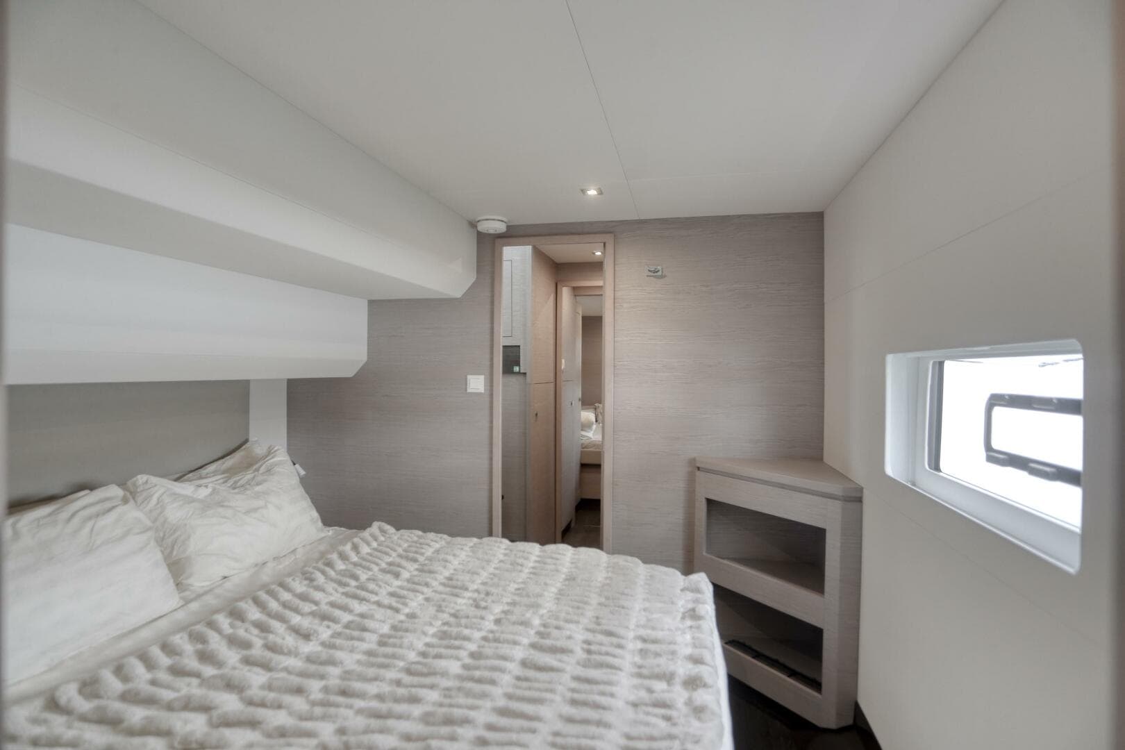 2022 Fountaine Pajot MY6