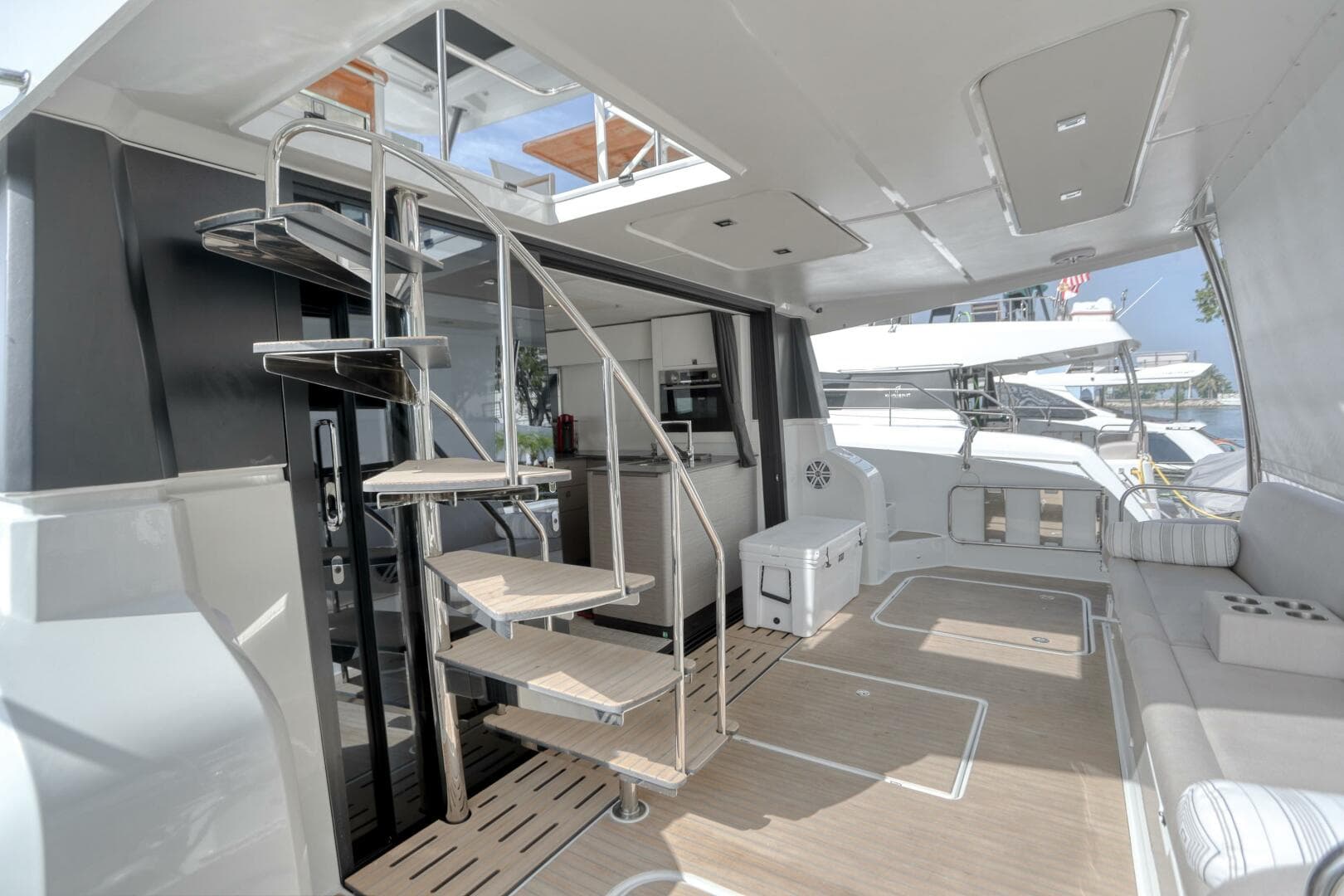 2022 Fountaine Pajot MY6