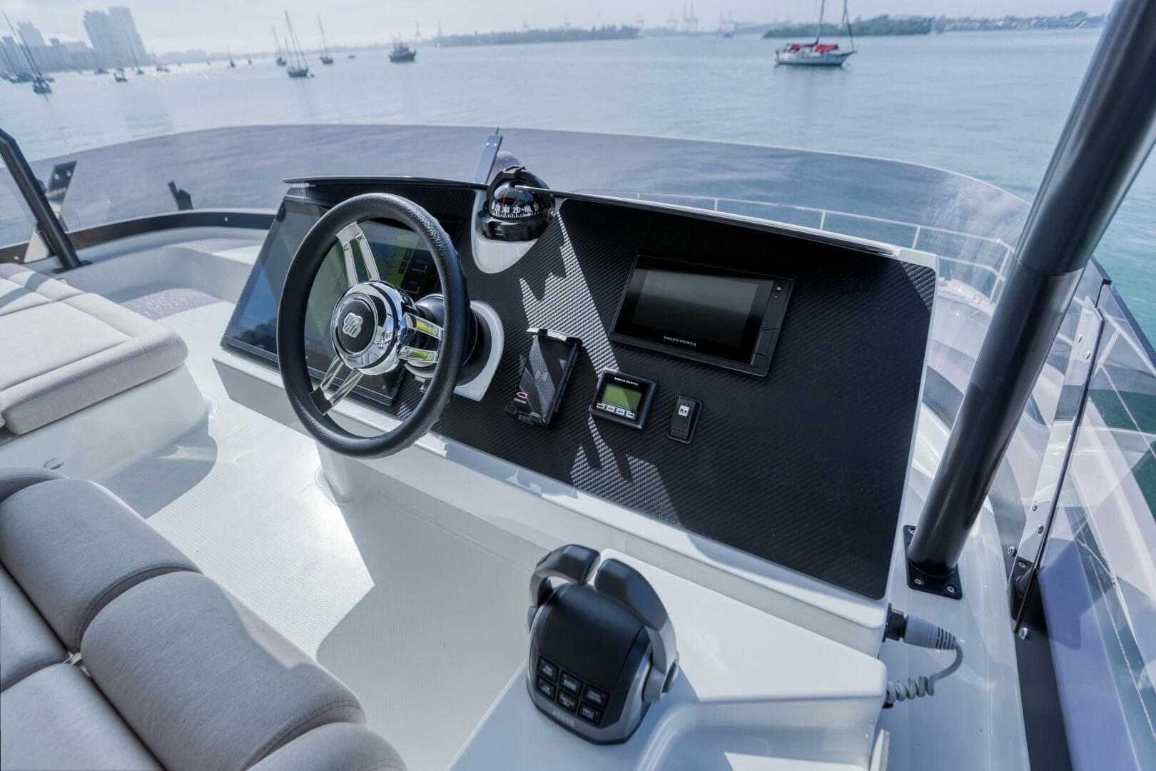 2022 Fountaine Pajot MY6